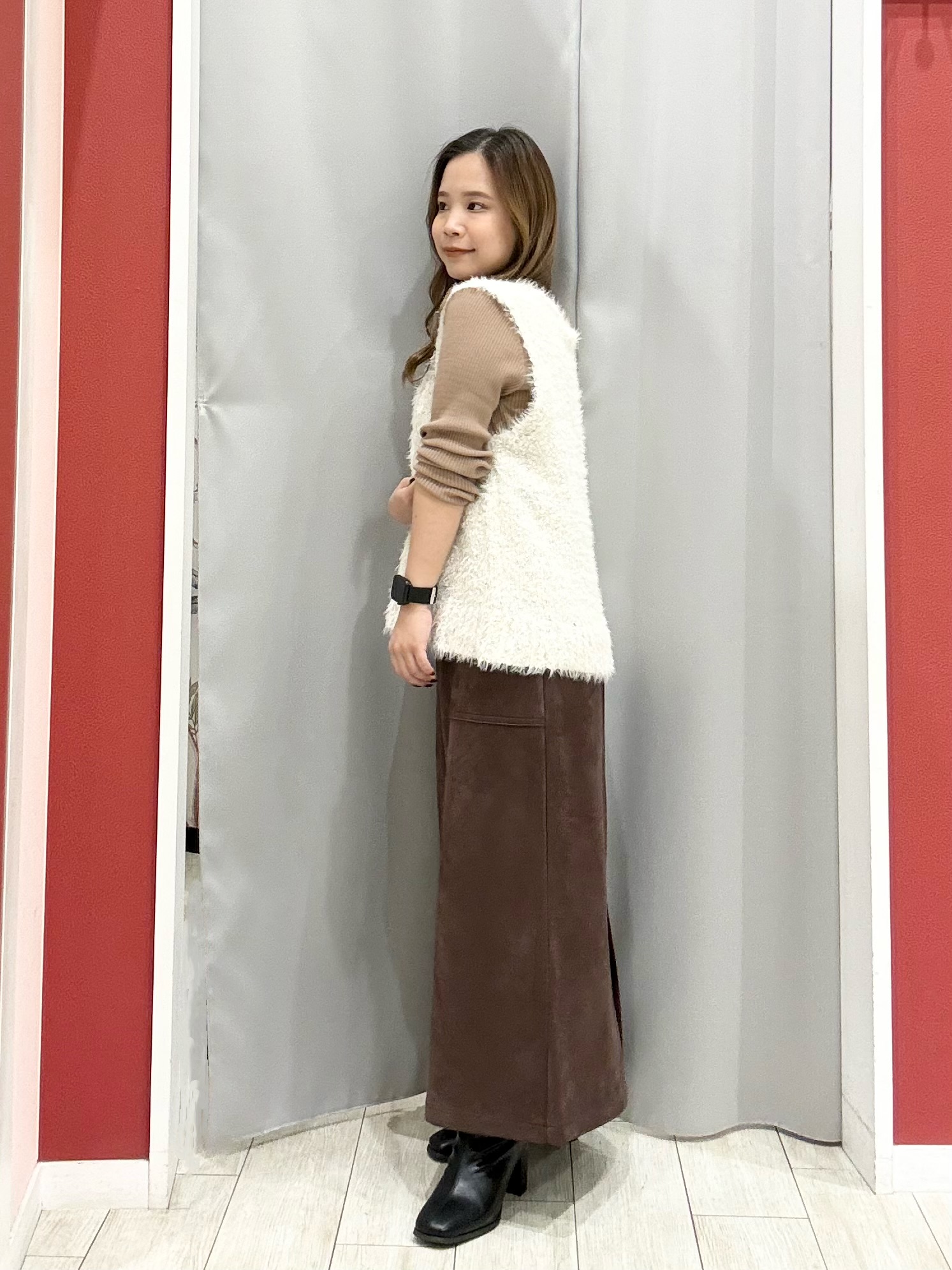 shioさんの「SHOO･LA･RUE｜【S-LL/洗濯機可/体型カバー】ライトオンスデニム ダブルポケット オーバーサイズシャツ」を使ったコーディネート