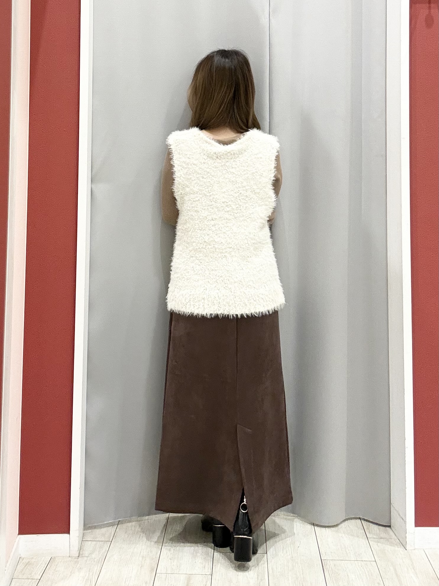 shioさんの「SHOO･LA･RUE｜【S-LL/洗濯機可/体型カバー】ライトオンスデニム ダブルポケット オーバーサイズシャツ」を使ったコーディネート