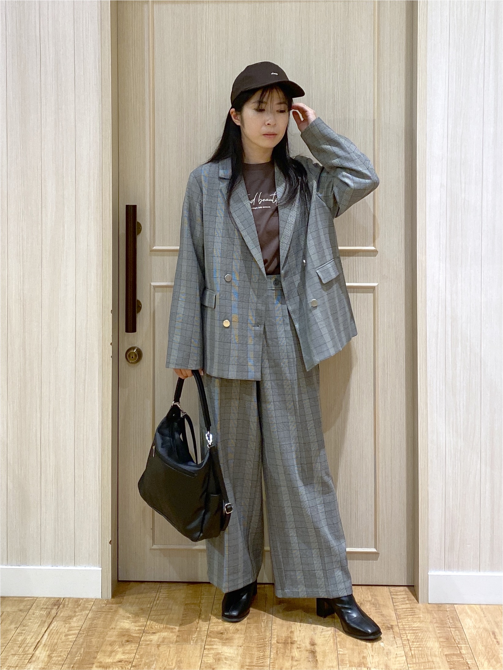 ERIさんの「SHOO･LA･RUE｜【セットアップ可/洗濯後しわになりにくい】ウールフィール ダブルジャケット」を使ったコーディネート