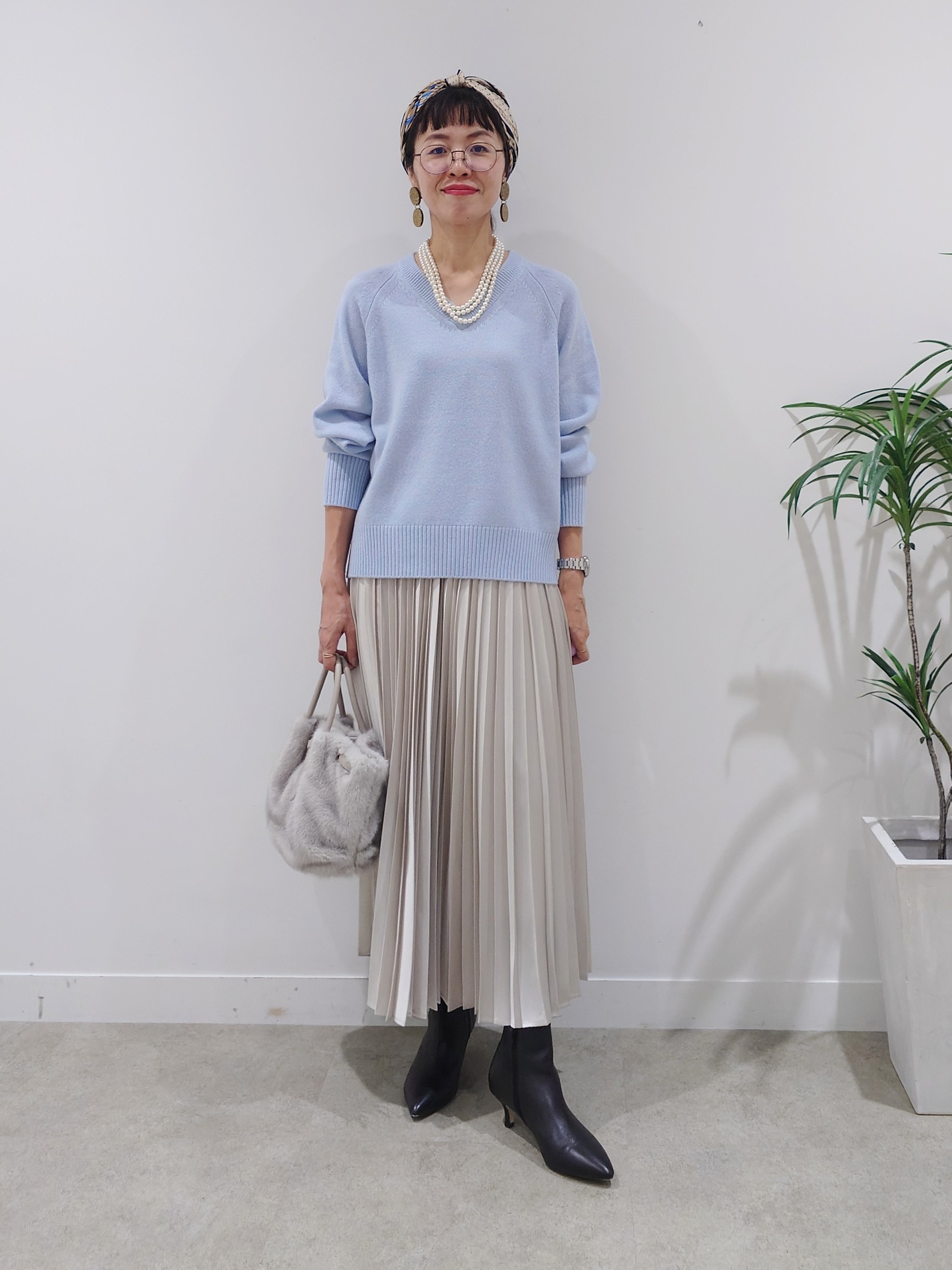 MUTSUKOさんの「UNTITLED｜【アレンジ自在】ロングパール調ネックレス」を使ったコーディネート