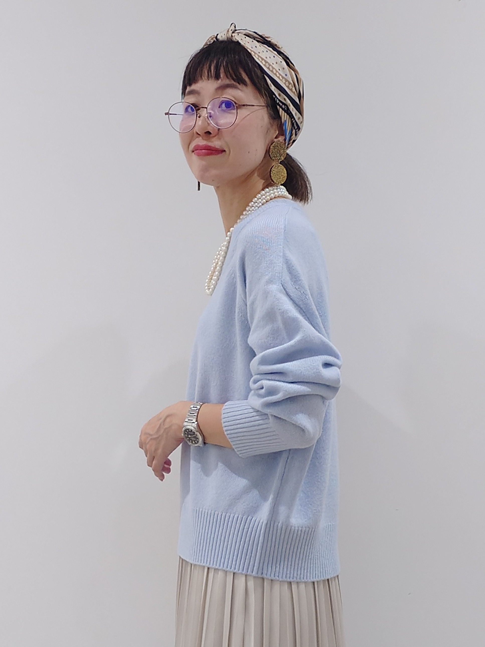 MUTSUKOさんの「UNTITLED｜【アレンジ自在】ロングパール調ネックレス」を使ったコーディネート