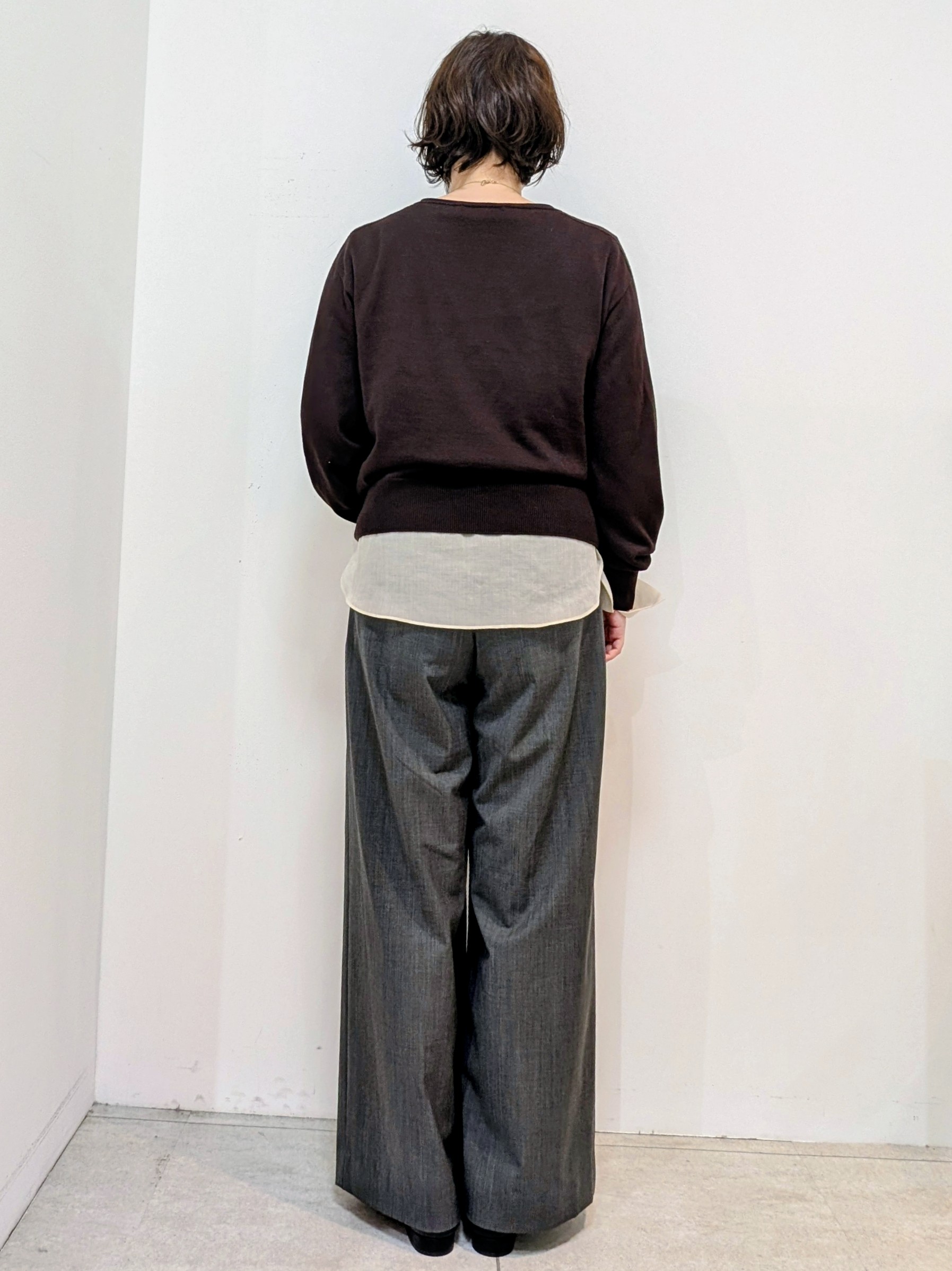 いこさんの「UNTITLED｜【大人の抜け感/8色展開】ボリュームスリーブニットプルオーバー」を使ったコーディネート