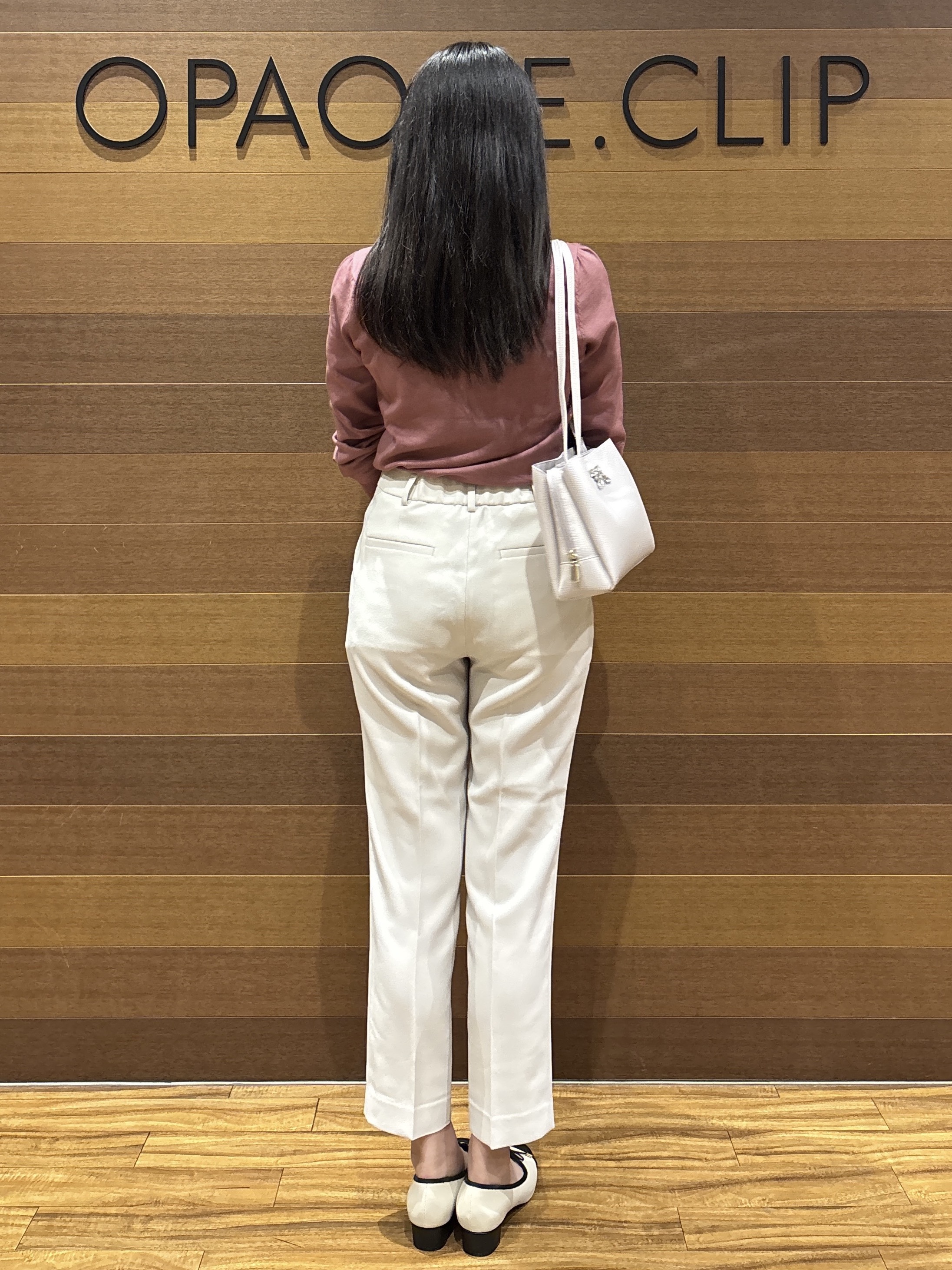 わかなさんの「OPAQUE.CLIP｜バイカラーサイドリボンニット【洗濯機OK／坑ピル】」を使ったコーディネート