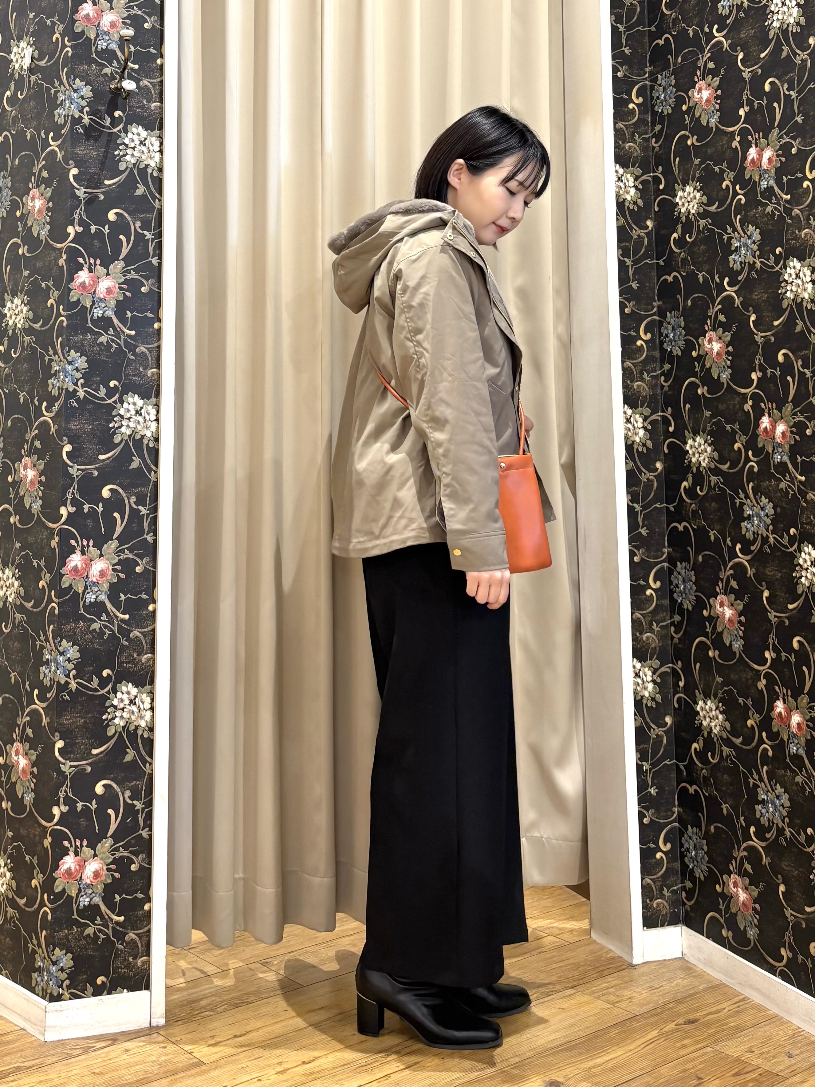 ネリさんの「SHOO･LA･RUE｜【洗濯機可/撥水/マルチWAY】ファーライナー付き 毎日欲張りマンパ」を使ったコーディネート