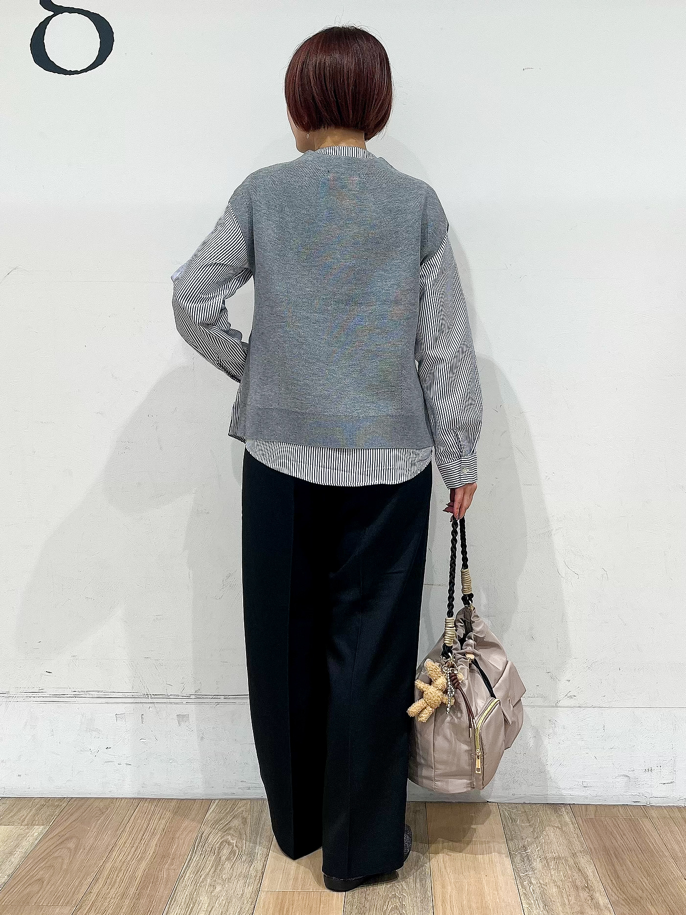 山さんさんの「grove｜【撥水／シルエット2WAY】ゆったり着られて体型カバー◎ スタンドネック テントラインコート」を使ったコーディネート