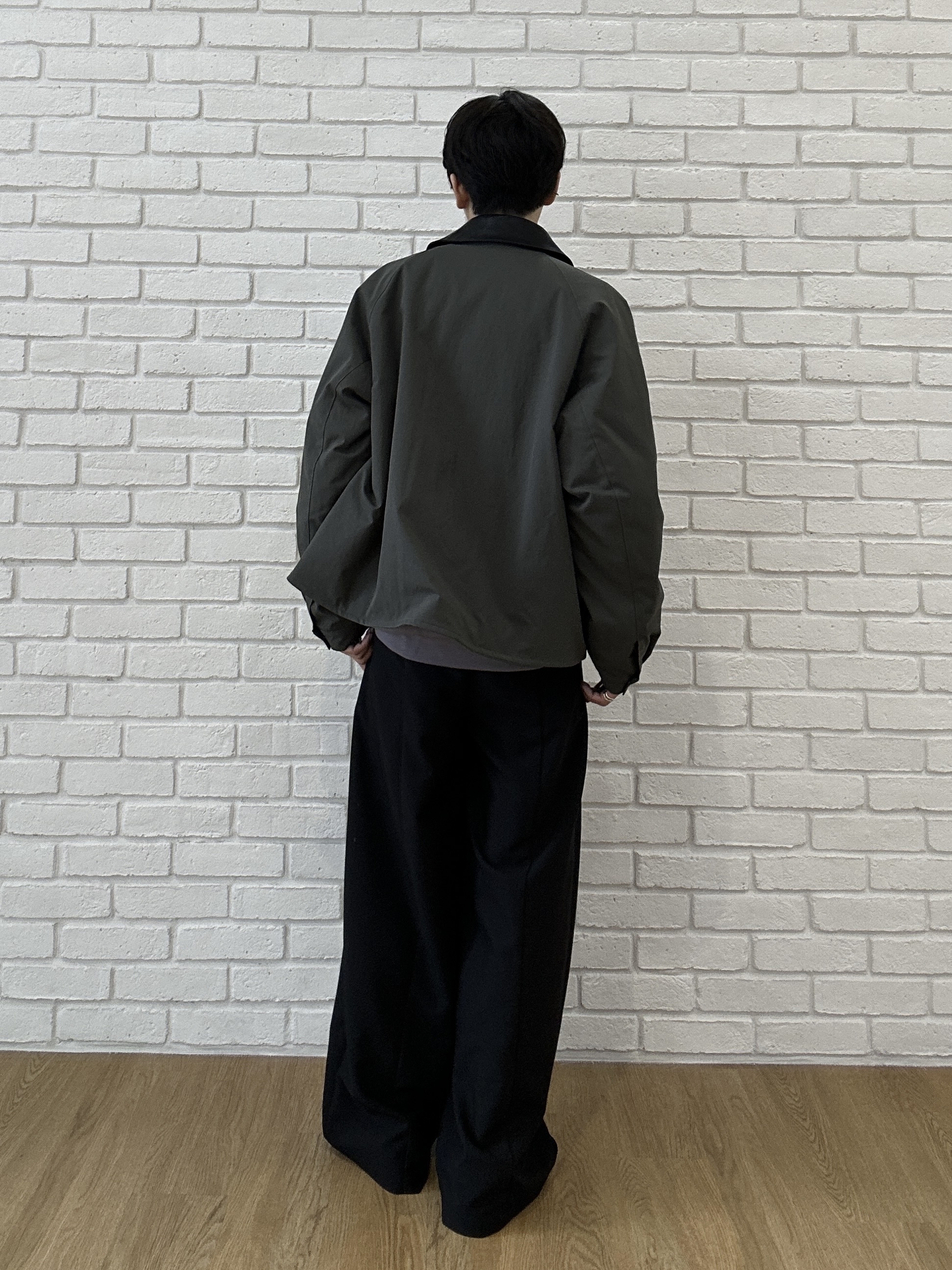 ドイさんの「tk.TAKEO KIKUCHI｜【TOROMIシリーズ】シルキータッチスウェットパンツ」を使ったコーディネート