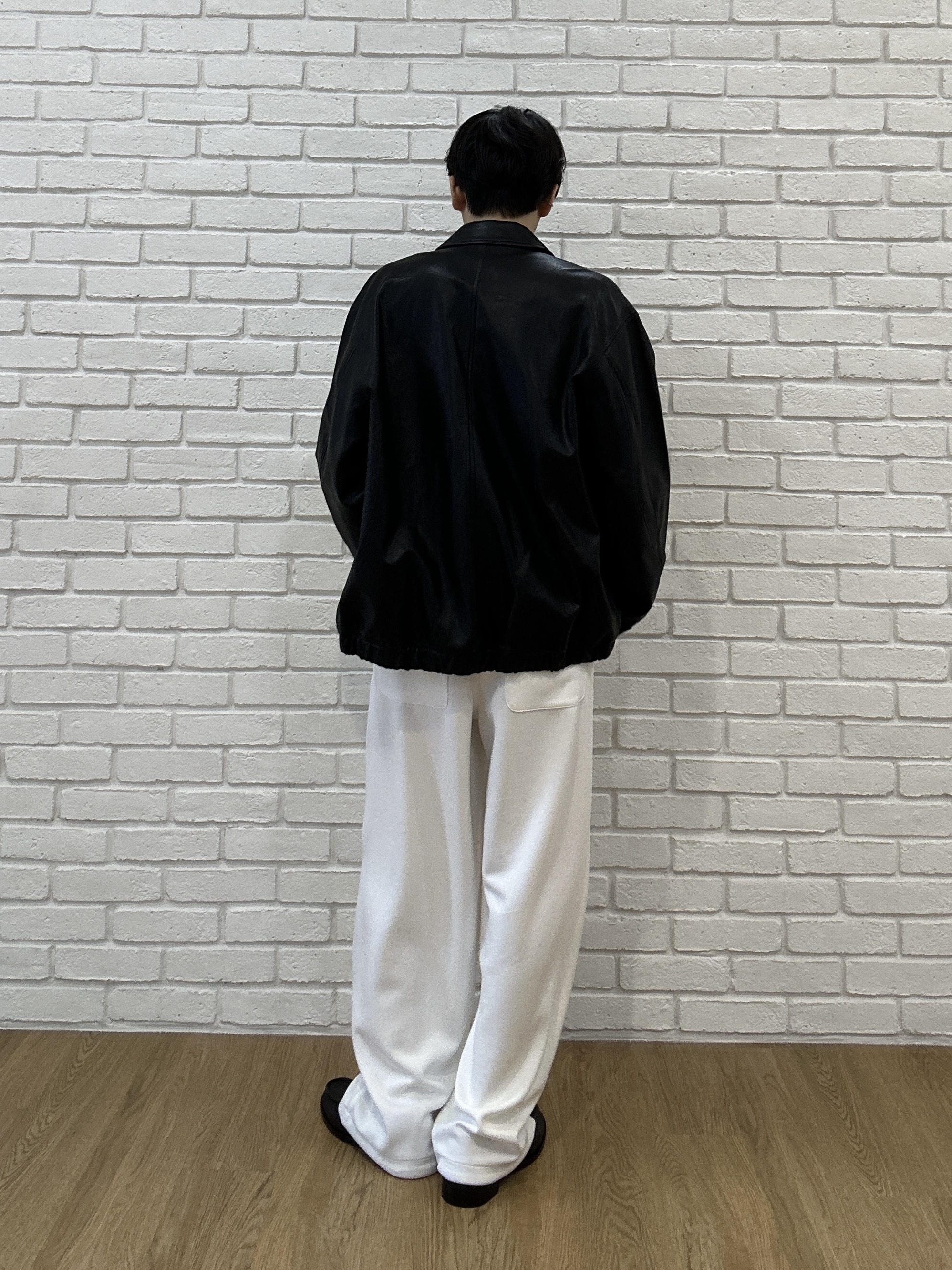 ドイさんの「tk.TAKEO KIKUCHI｜【TOROMIシリーズ】シルキータッチスウェットパンツ」を使ったコーディネート