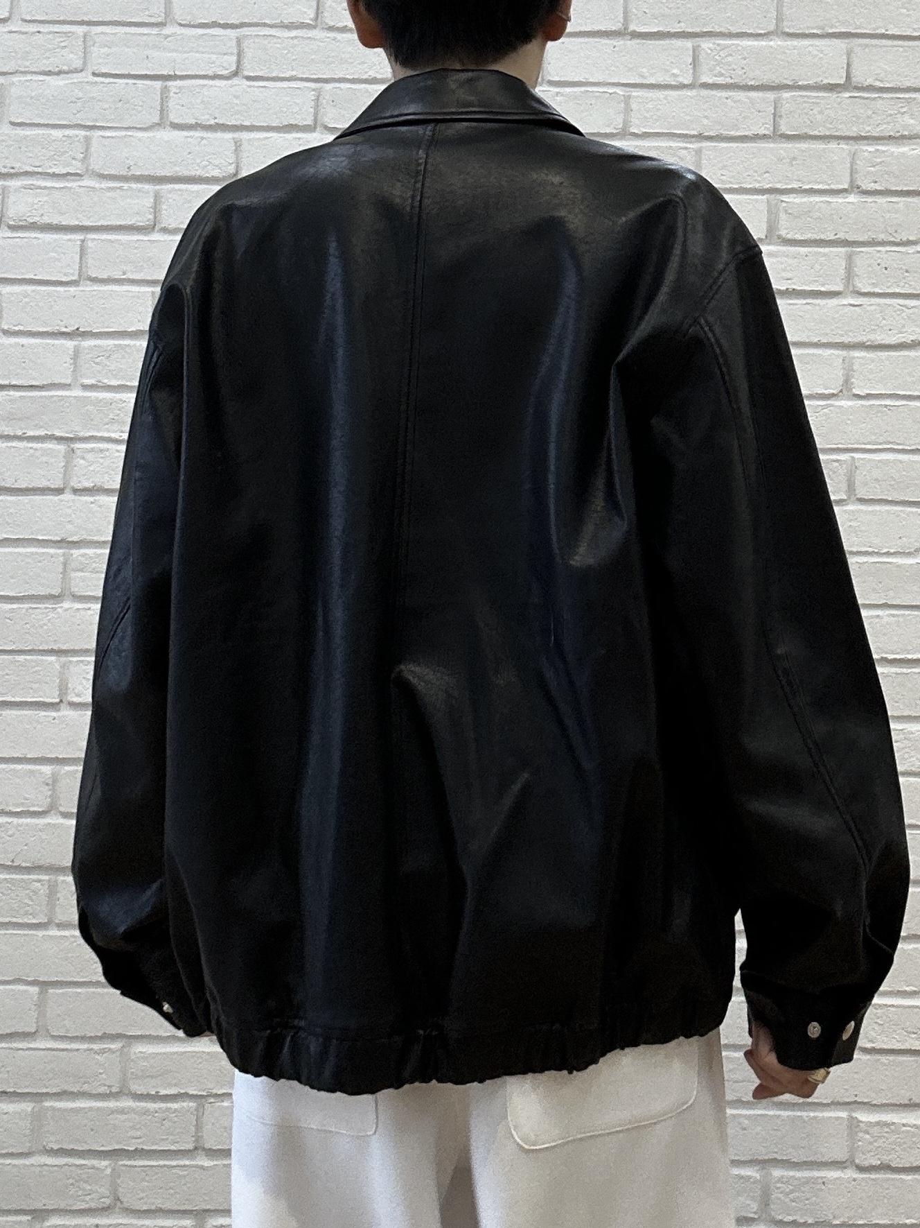 ドイさんの「tk.TAKEO KIKUCHI｜【TOROMIシリーズ】シルキータッチスウェットパンツ」を使ったコーディネート