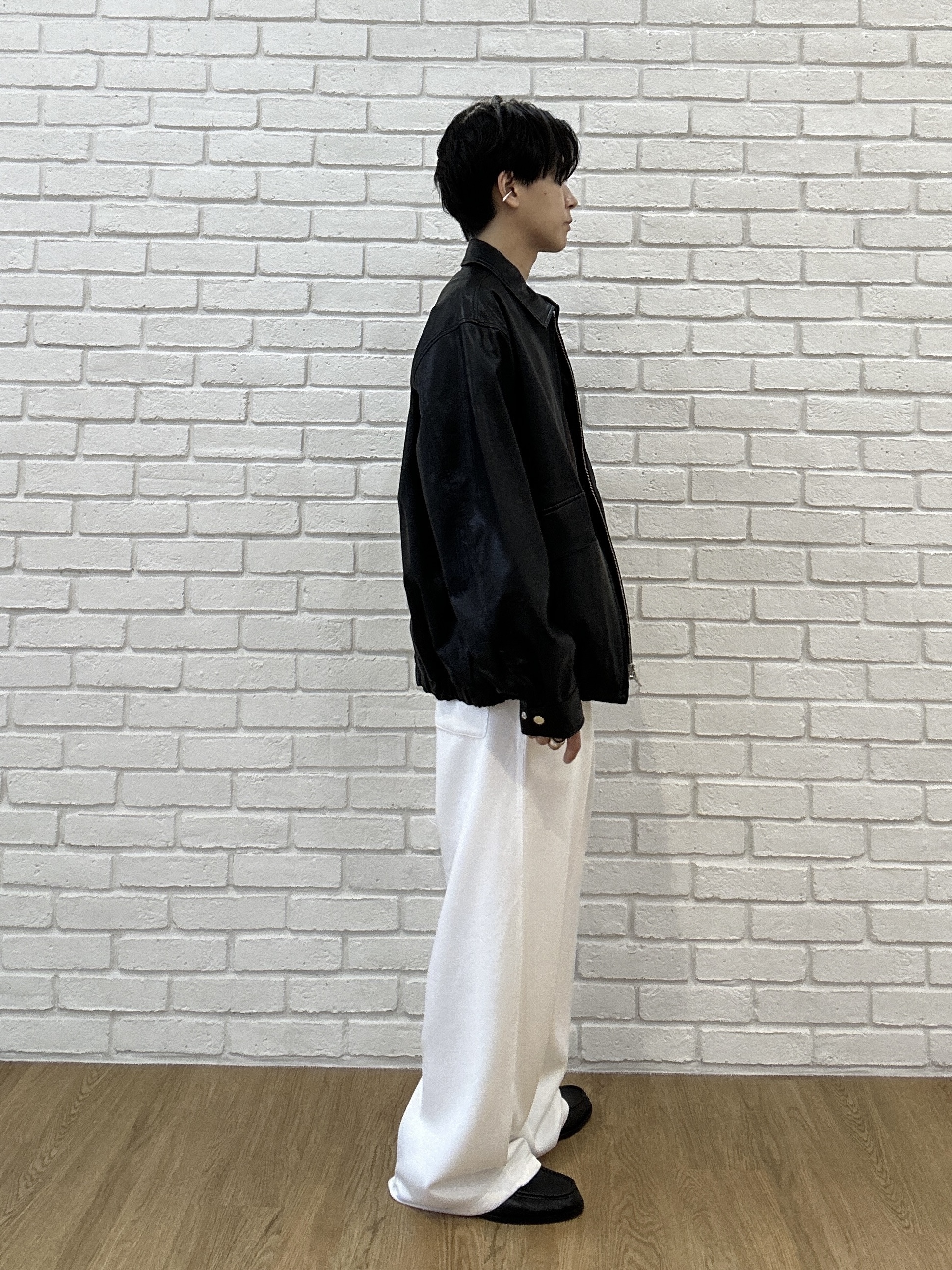 ドイさんの「tk.TAKEO KIKUCHI｜【TOROMIシリーズ】シルキータッチスウェットパンツ」を使ったコーディネート