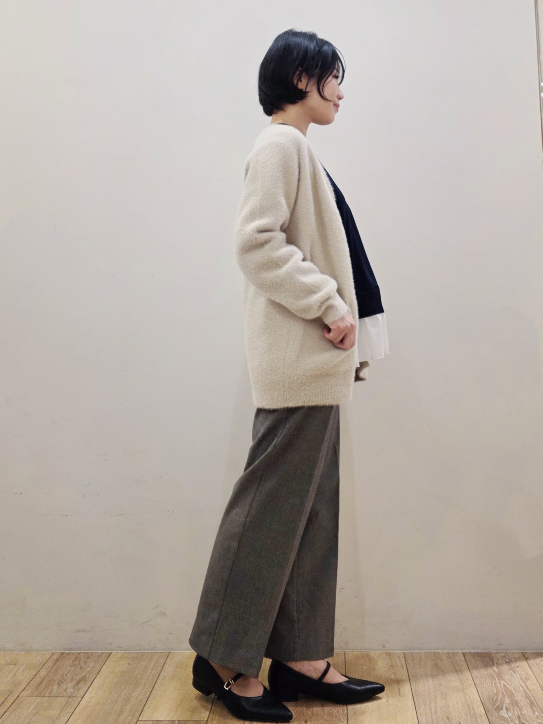 yuyuさんの「OPAQUE.CLIP｜フェザーヤーンニットカーディガン【洗濯機OK】」を使ったコーディネート