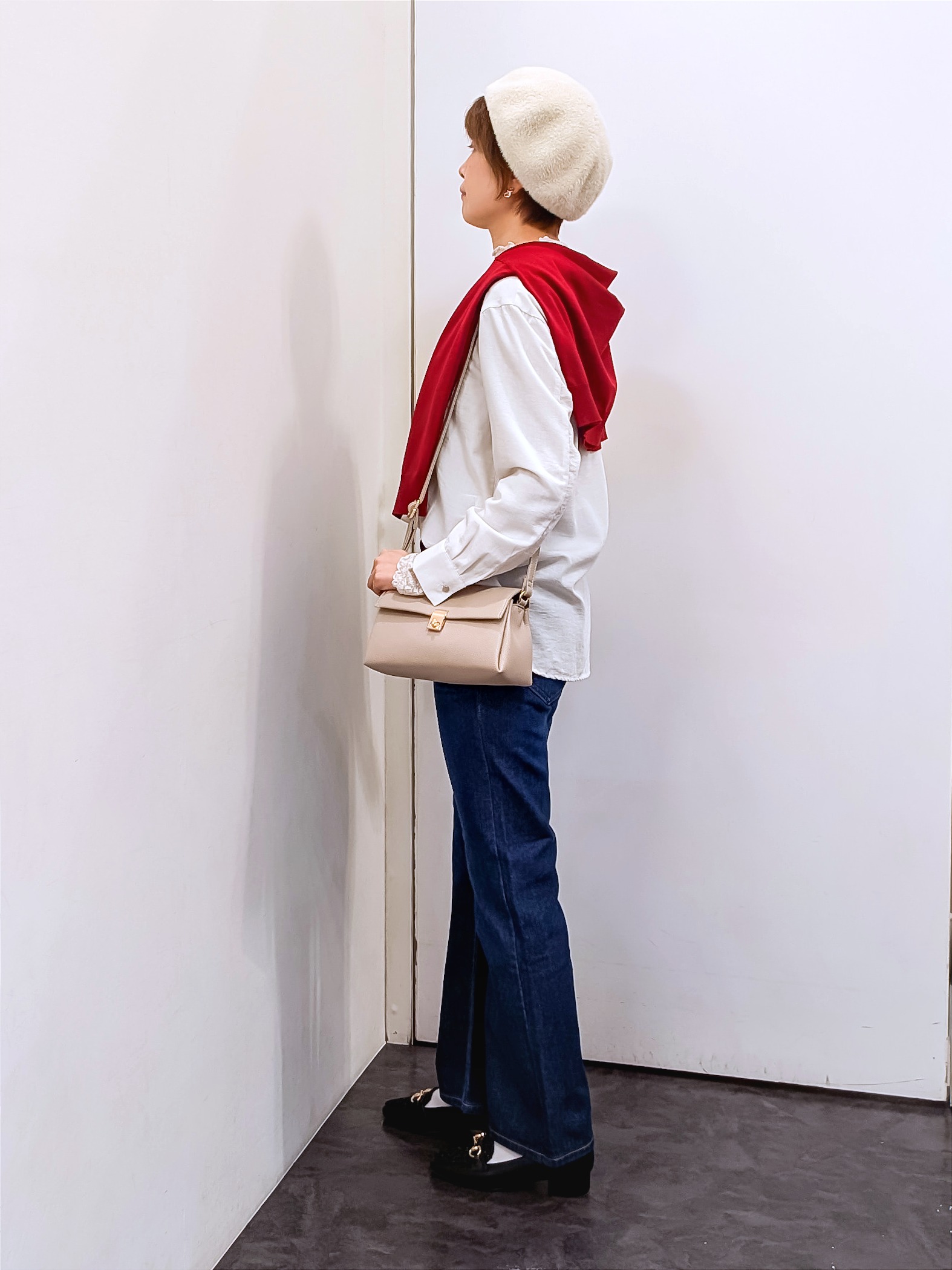 やまちゃんさんの「grove｜【前後2WAY】さりげなく、上品にきらめく ニットカーディガン」を使ったコーディネート
