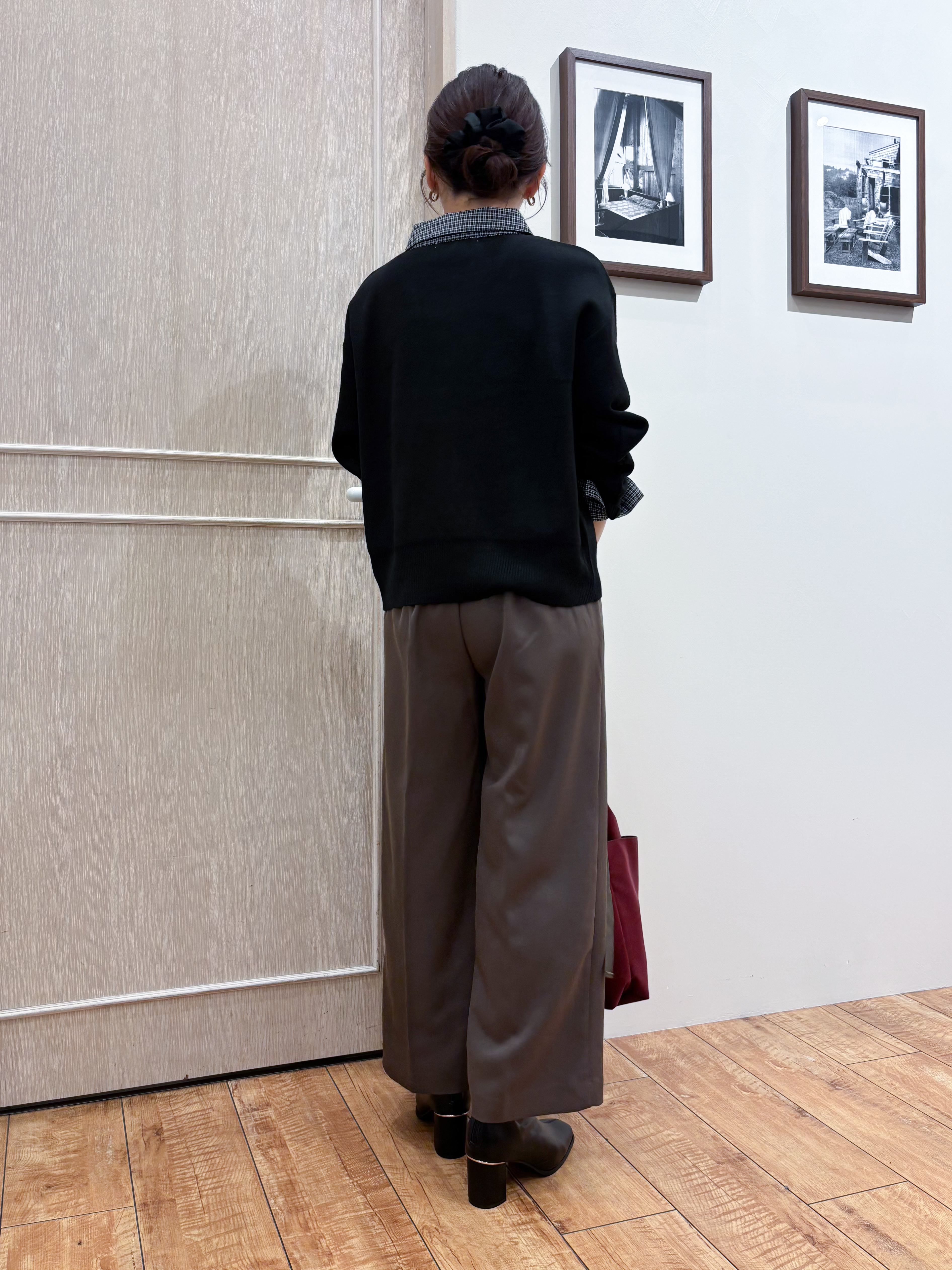 なみさんの「SHOO･LA･RUE｜【S-LL/洗濯機可】デニム／チェック切替でこなれ見え 金ボタンニットカーディガン」を使ったコーディネート