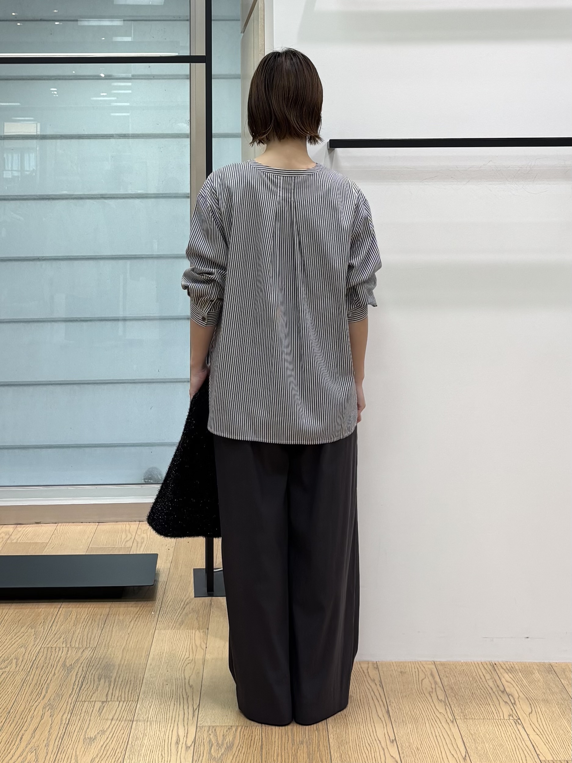 asamiさんの「INDIVI｜【華やか／ストライプ柄】フロントフリルブラウス」を使ったコーディネート