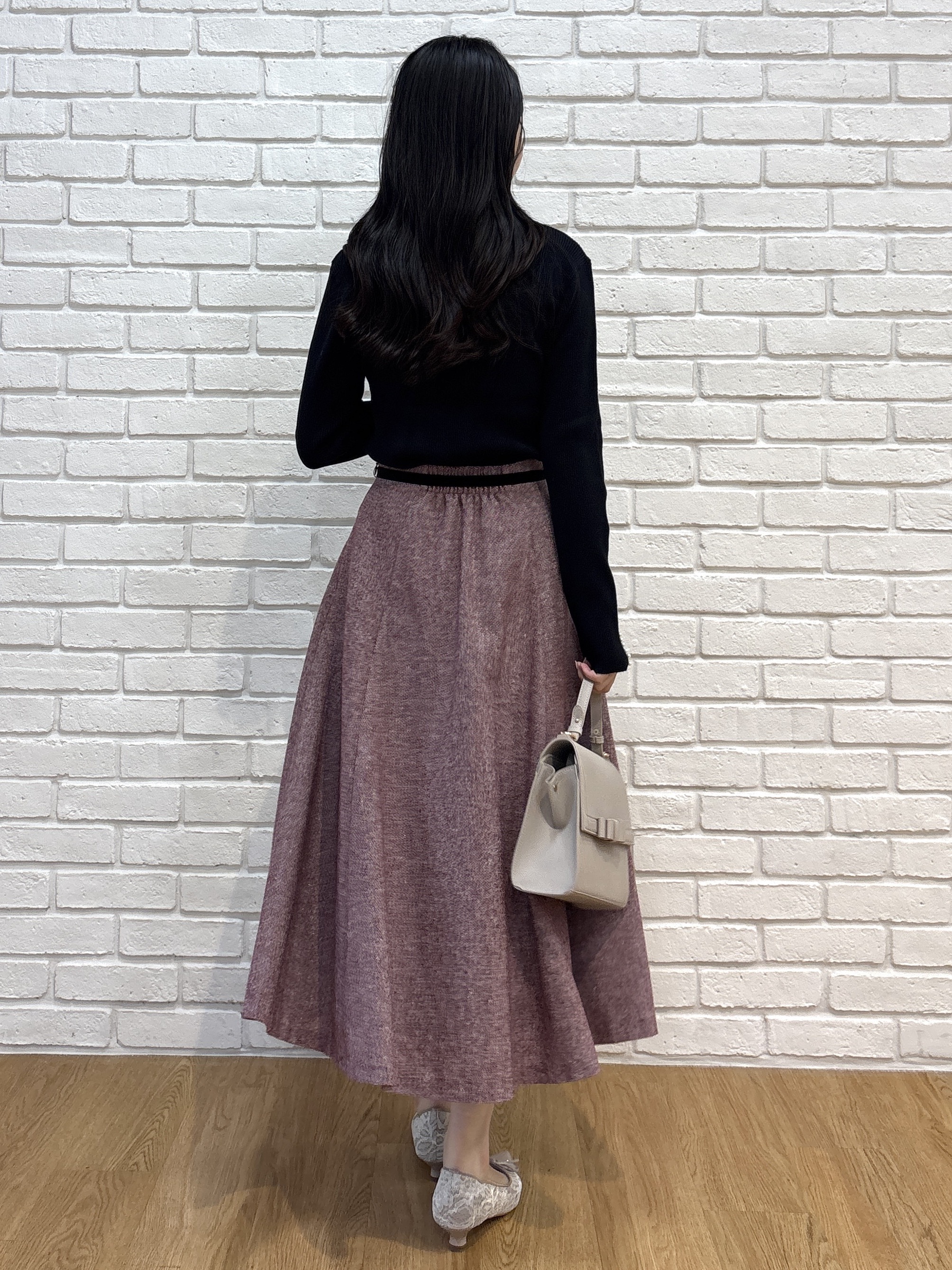 AOIさんの「Couture brooch｜【大人フェミニンのBASIC】パール調リブニット【吸湿発熱・静電気防止・抗菌防臭・洗濯機可】」を使ったコーディネート