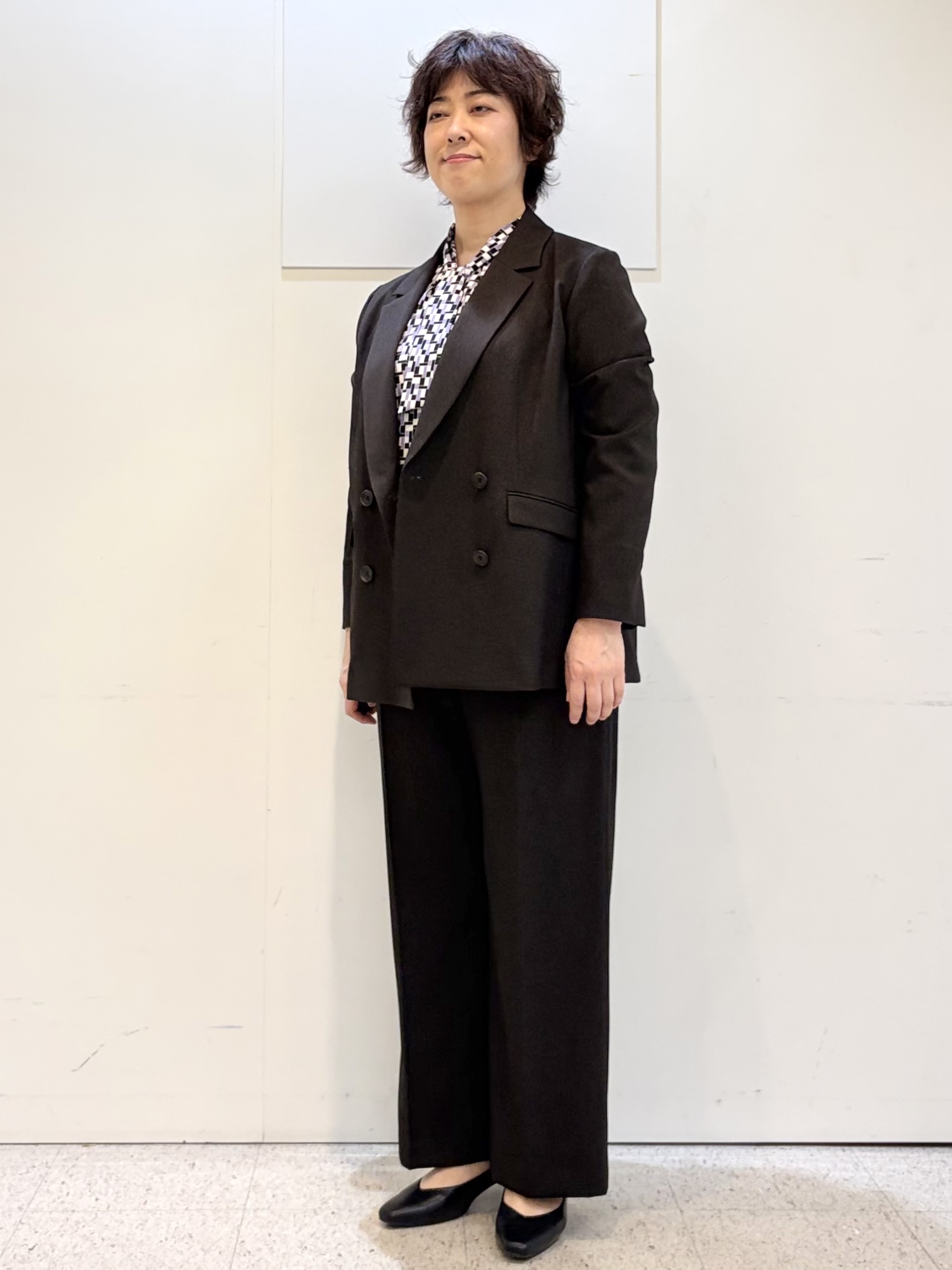 ヤスコさんの「Reflect｜【通勤◎】ダブルブレストデザインテーラードジャケット」を使ったコーディネート