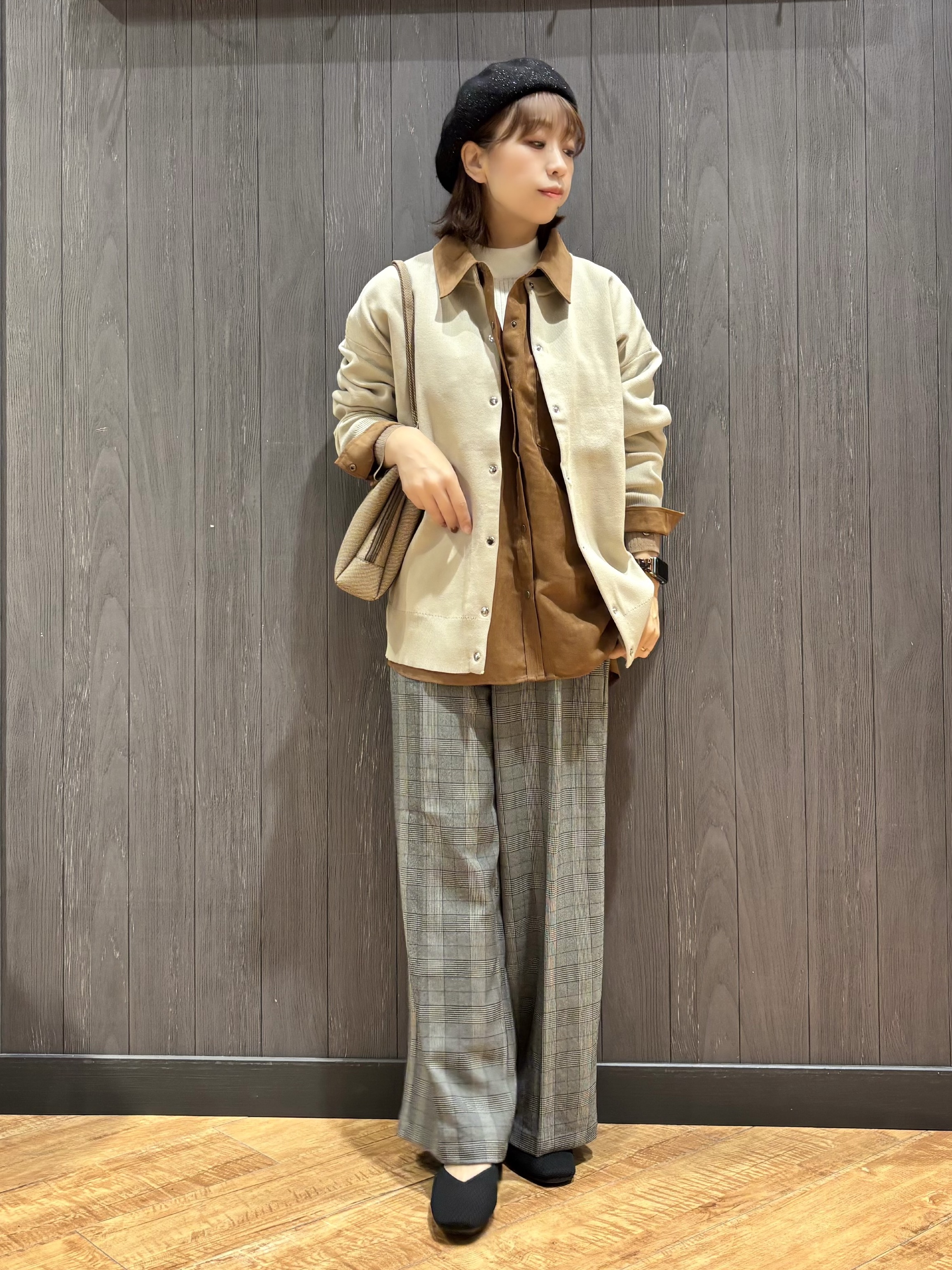 meiさんの「SHOO･LA･RUE｜【セットアップ可/洗濯機可】軽やかに羽織れる スポンディッシュ ニットカーディガン」を使ったコーディネート