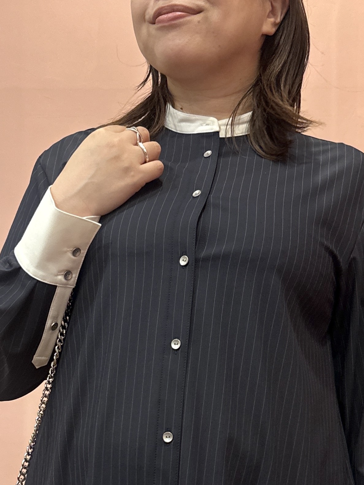 komatsuさんの「DRESSTERIOR｜【STORY11月号掲載】ウォッシャブルストライプシャツワンピース」を使ったコーディネート