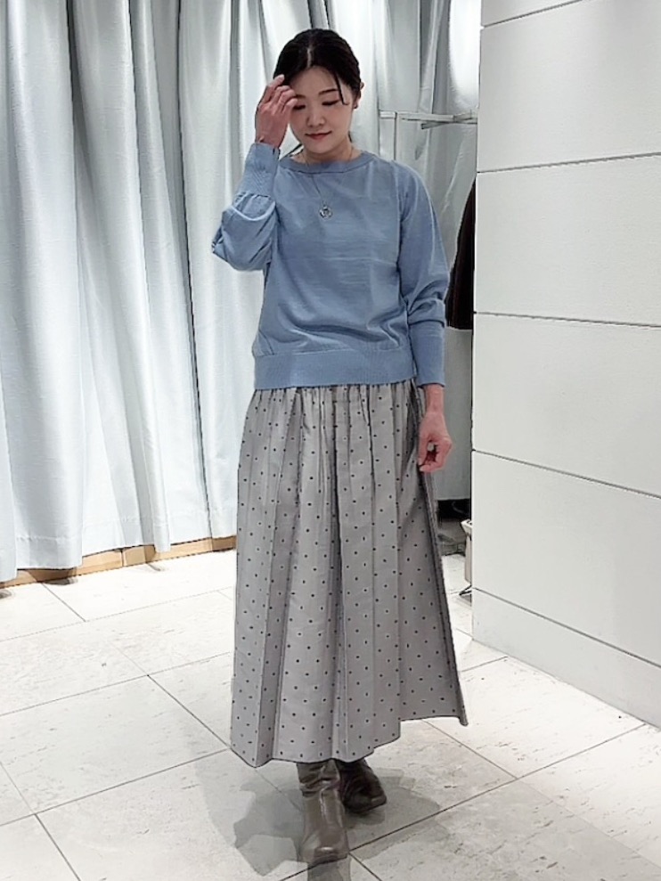 misaさんの「UNTITLED｜【アンサンブル可能/オンオフ使える】シルクウールカシミヤプルオーバー」を使ったコーディネート