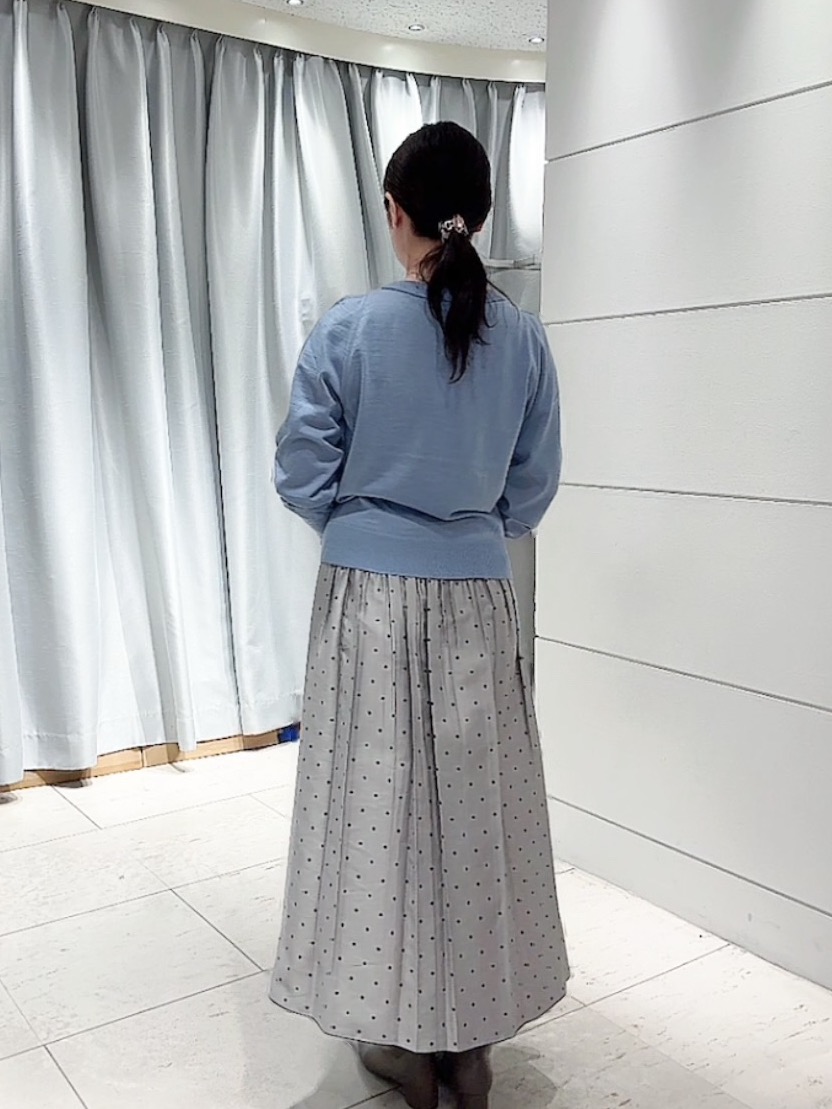 misaさんの「UNTITLED｜【アンサンブル可能/オンオフ使える】シルクウールカシミヤプルオーバー」を使ったコーディネート