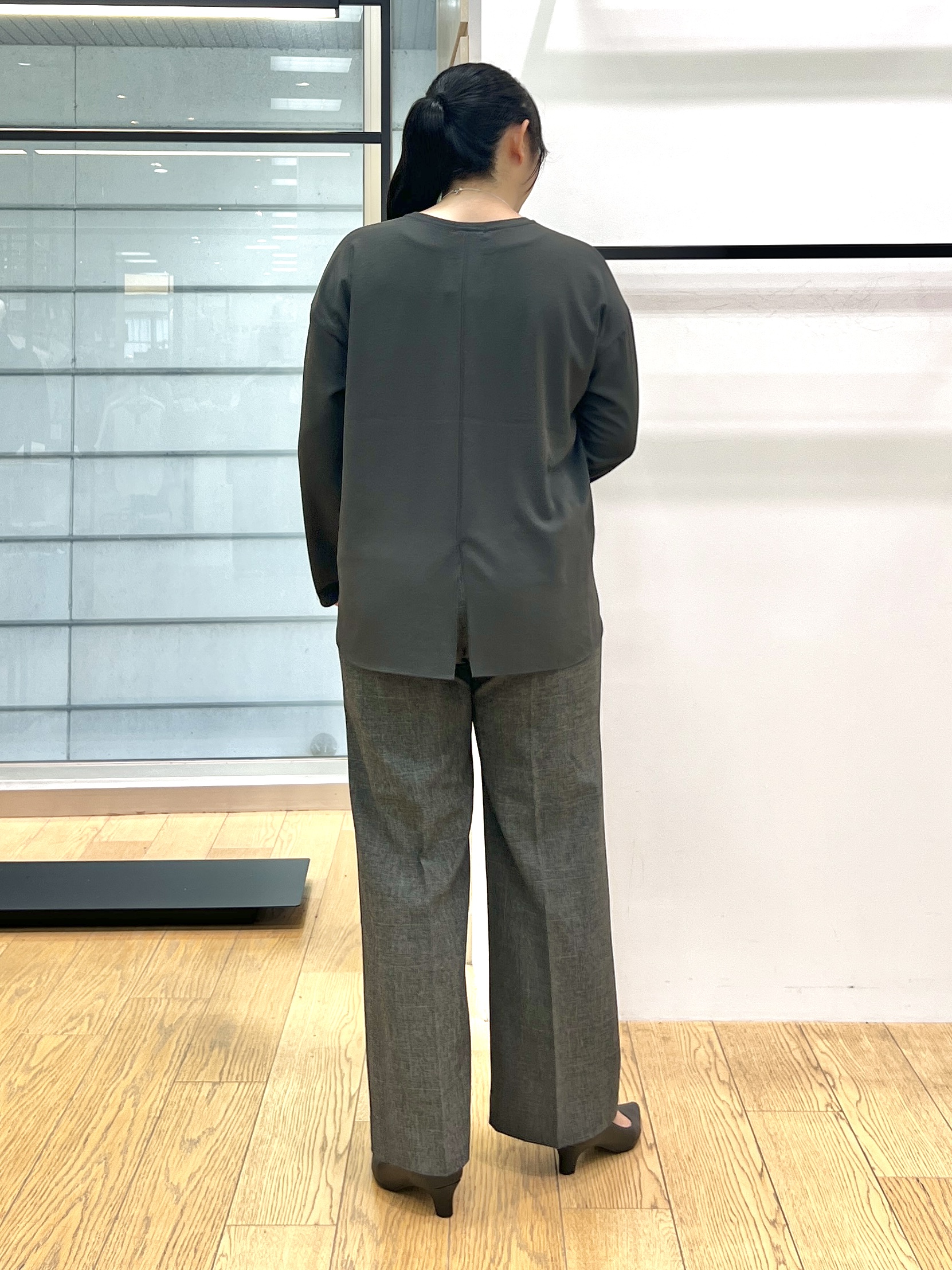 shimaさんの「INDIVI｜【洗える／UVケア】リネン風チュニックベスト」を使ったコーディネート