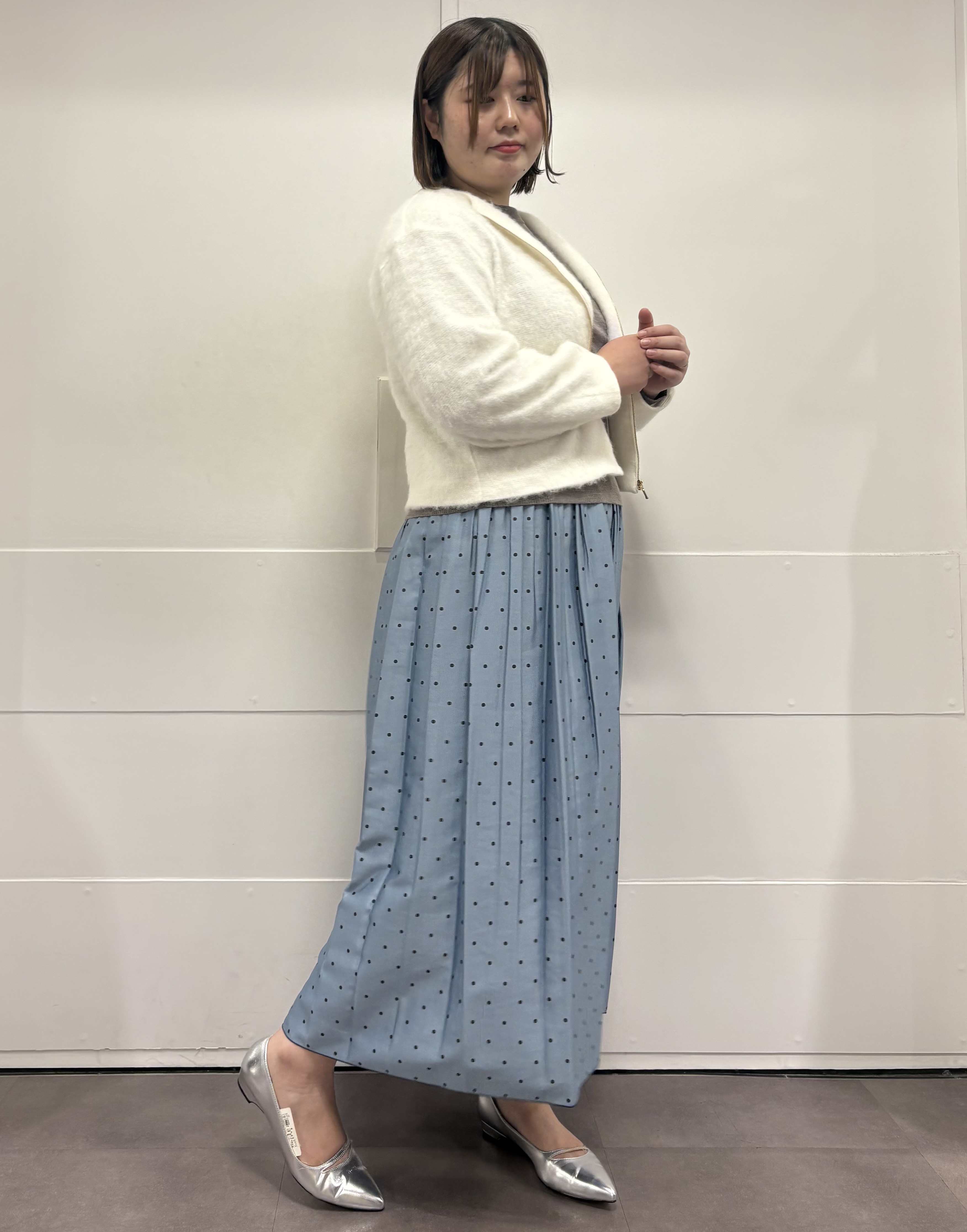 MIさんの「UNTITLED｜【軽アウター/秋羽織り】シャギージップカーデ」を使ったコーディネート
