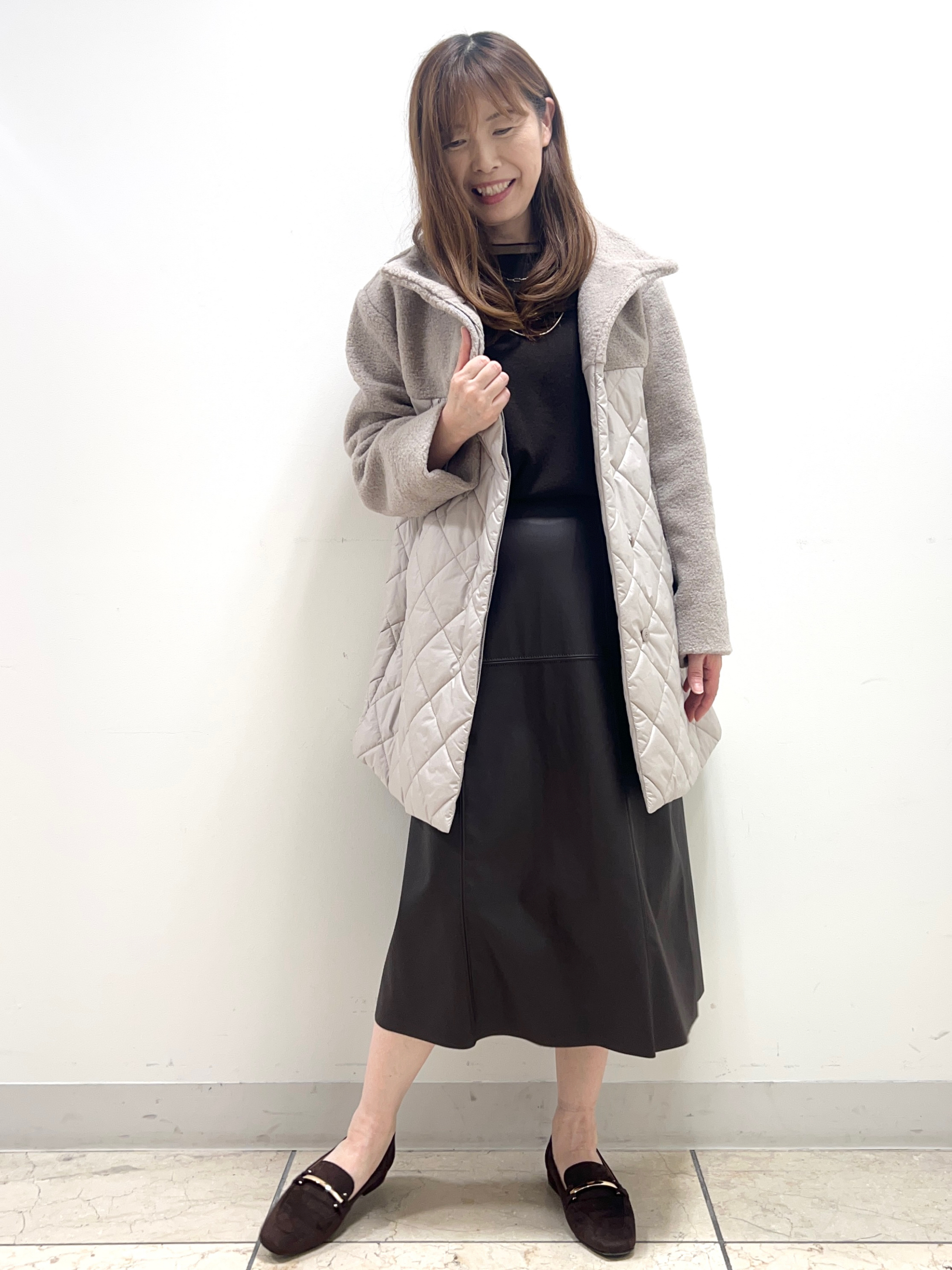 yuさんの「Reflect｜異素材切り替え スタンドカラーコート」を使ったコーディネート