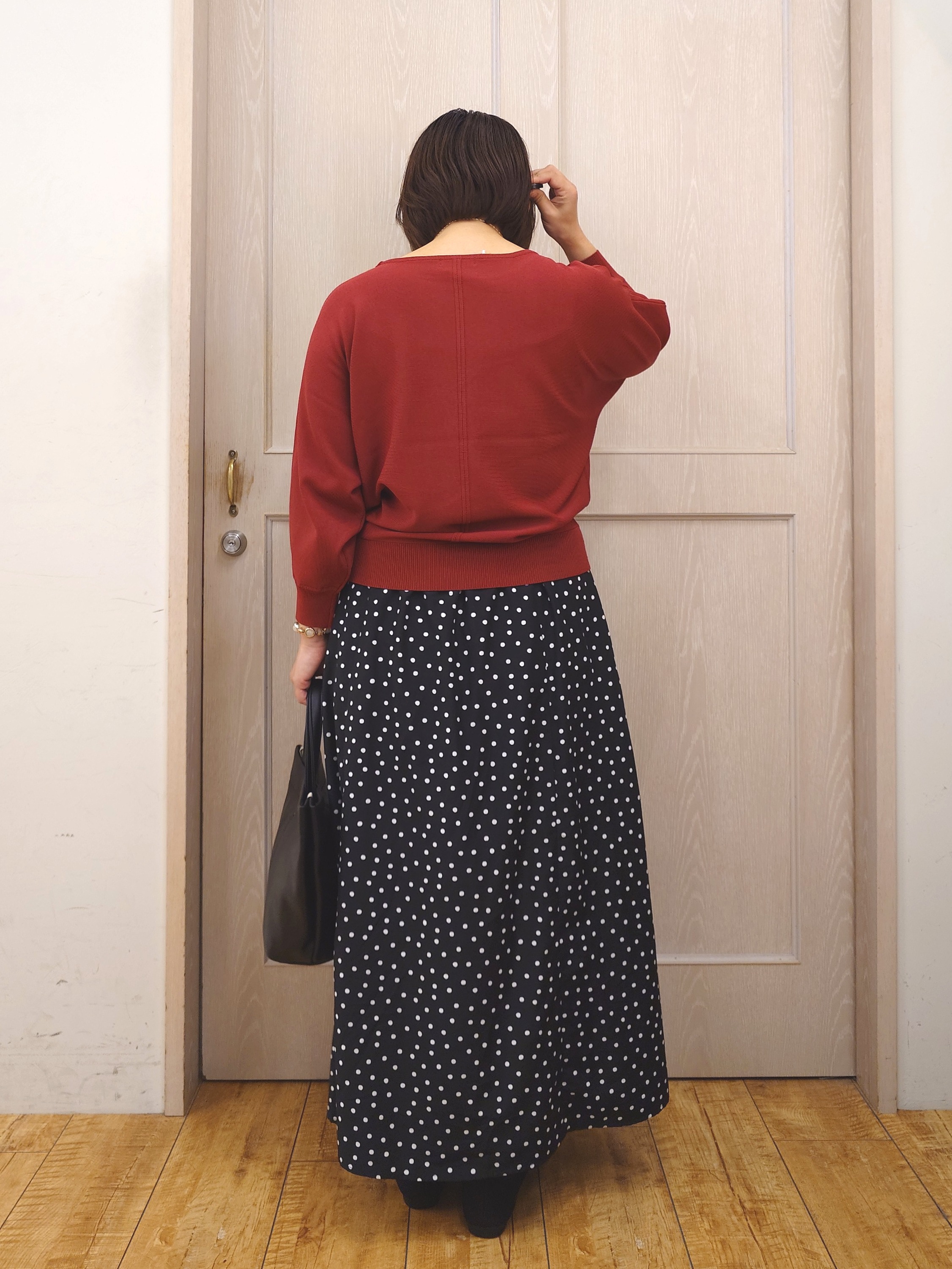 とろろさんの「SHOO･LA･RUE｜【洗濯機可】軽やかさらタッチ インせず着られる すっきり見えドルマンニット」を使ったコーディネート
