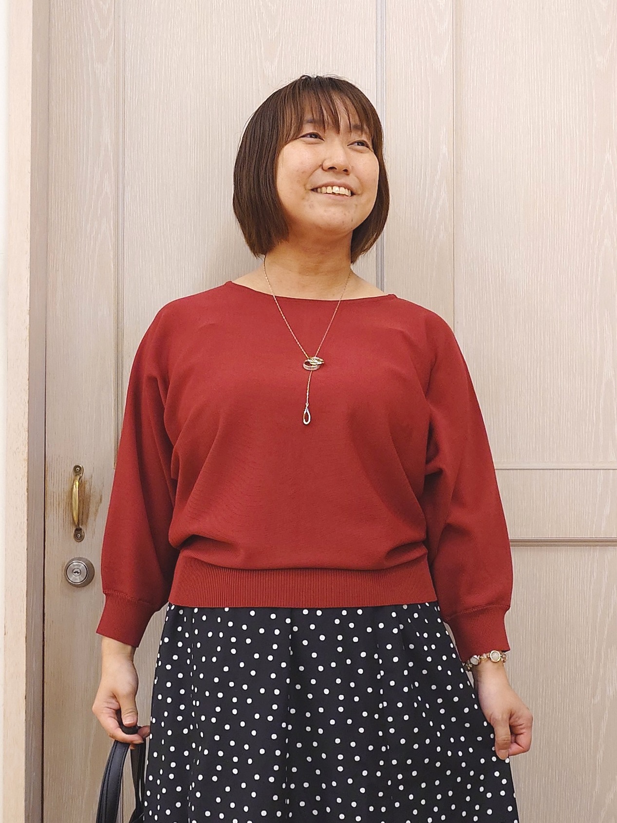 とろろさんの「SHOO･LA･RUE｜【洗濯機可】軽やかさらタッチ インせず着られる すっきり見えドルマンニット」を使ったコーディネート