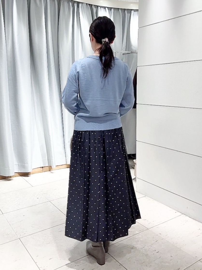 misaさんの「UNTITLED｜【アンサンブル可能/オンオフ使える】シルクウールカシミヤプルオーバー」を使ったコーディネート
