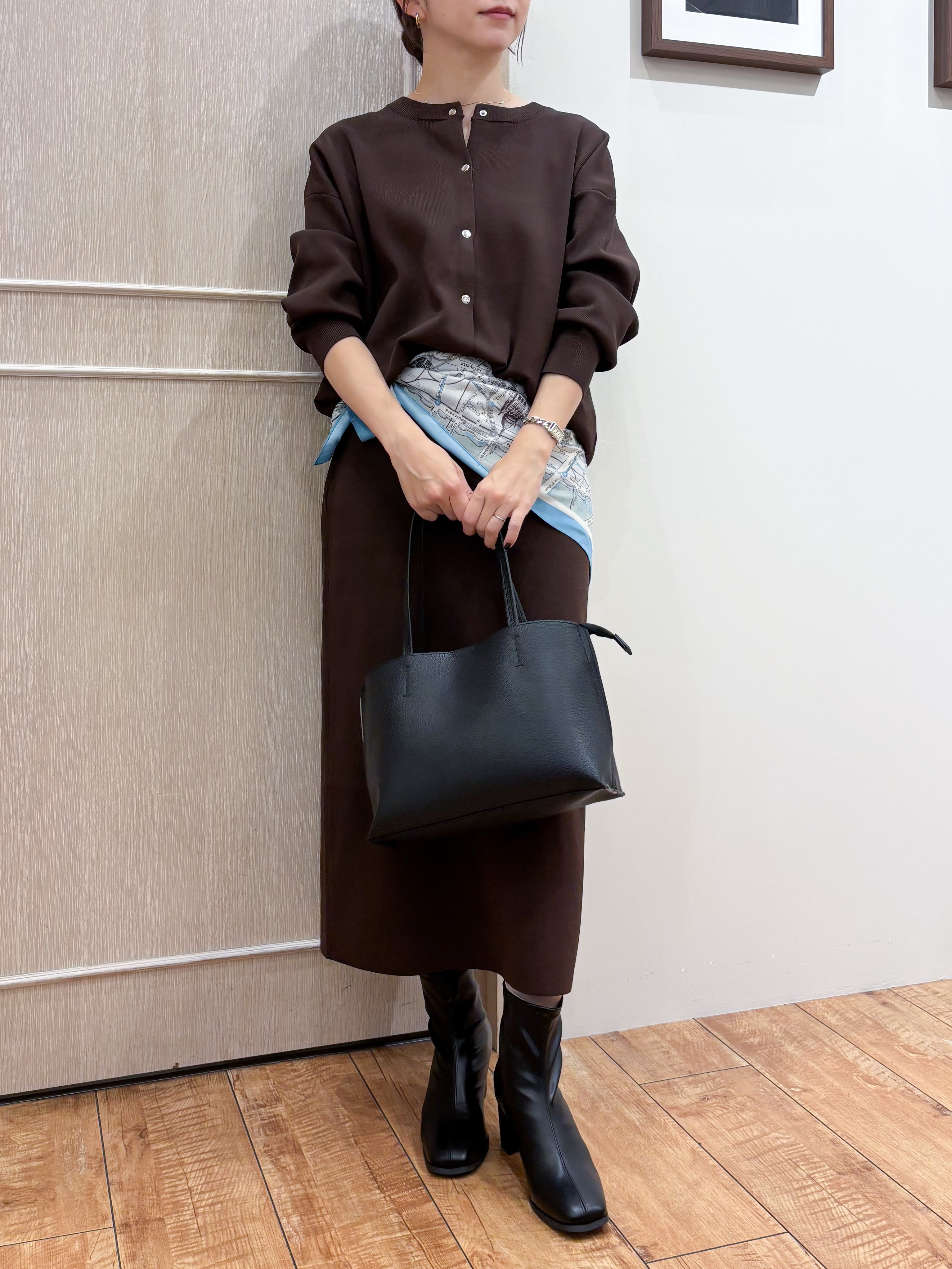 なみさんの「SHOO･LA･RUE｜【セットアップ可/洗濯機可】軽やかに羽織れる スポンディッシュ ニットカーディガン」を使ったコーディネート