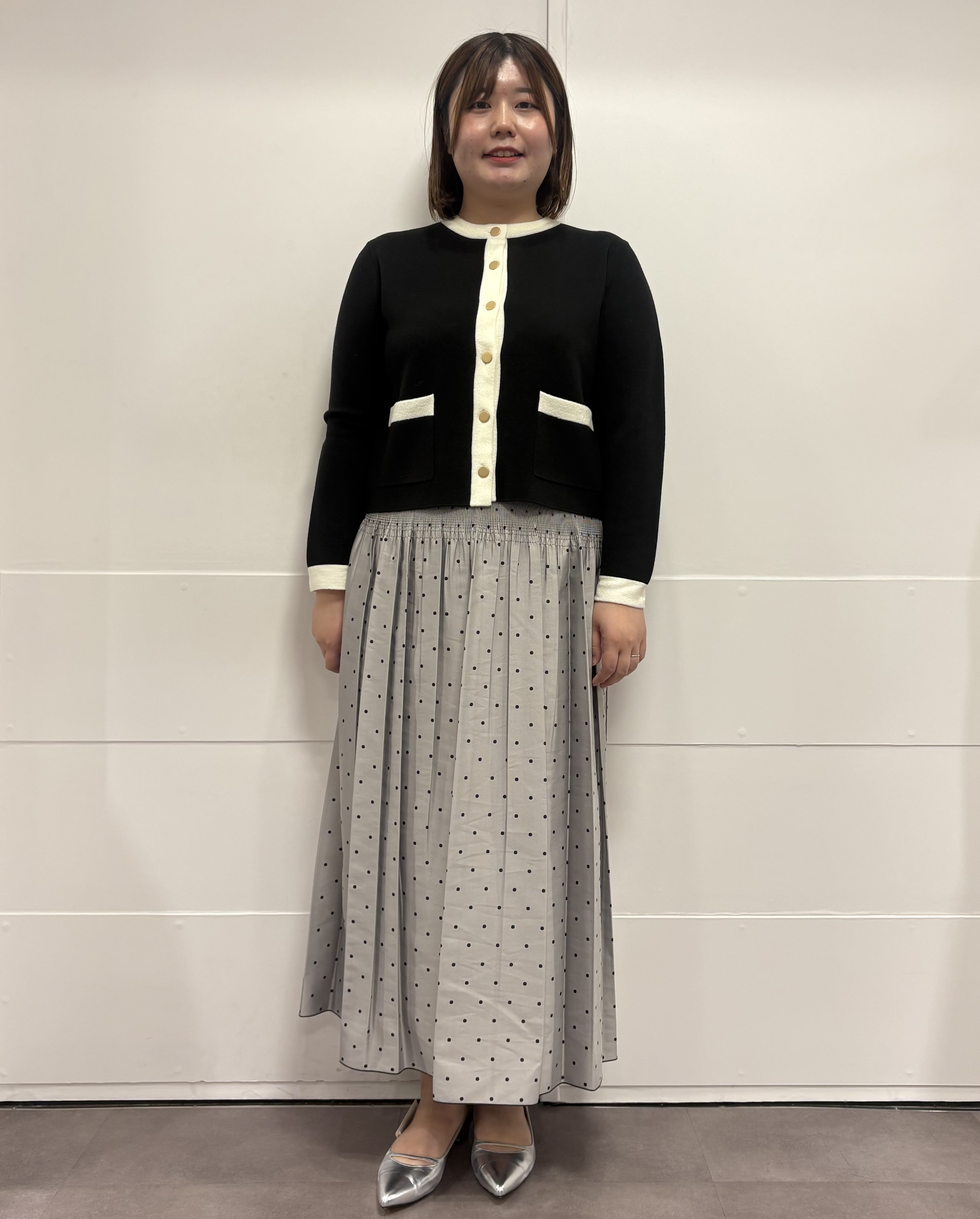 MIさんの「UNTITLED｜【アンサンブル可/ジャケットライク】モールラインカーディガン」を使ったコーディネート