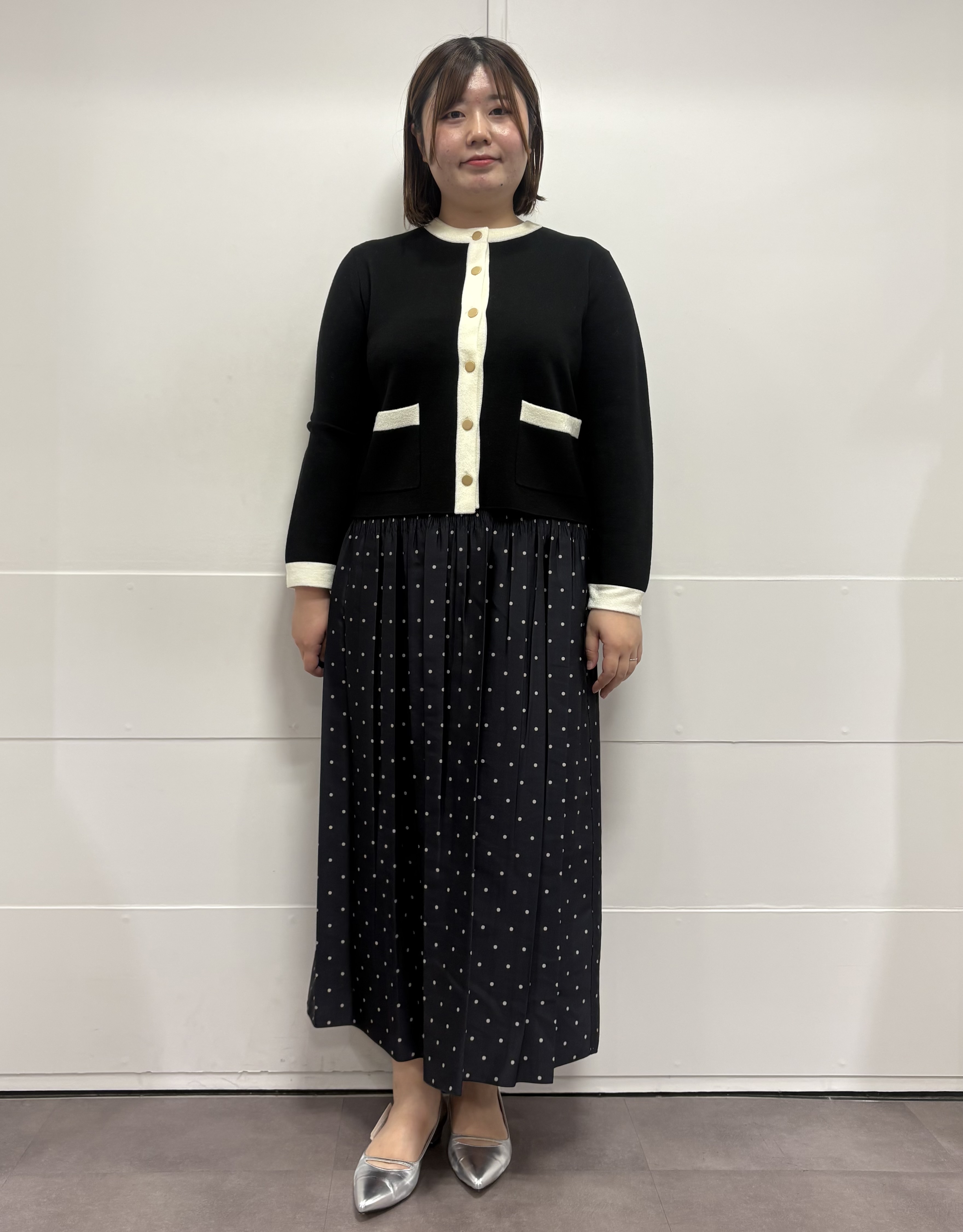 MIさんの「UNTITLED｜【アンサンブル可/ジャケットライク】モールラインカーディガン」を使ったコーディネート