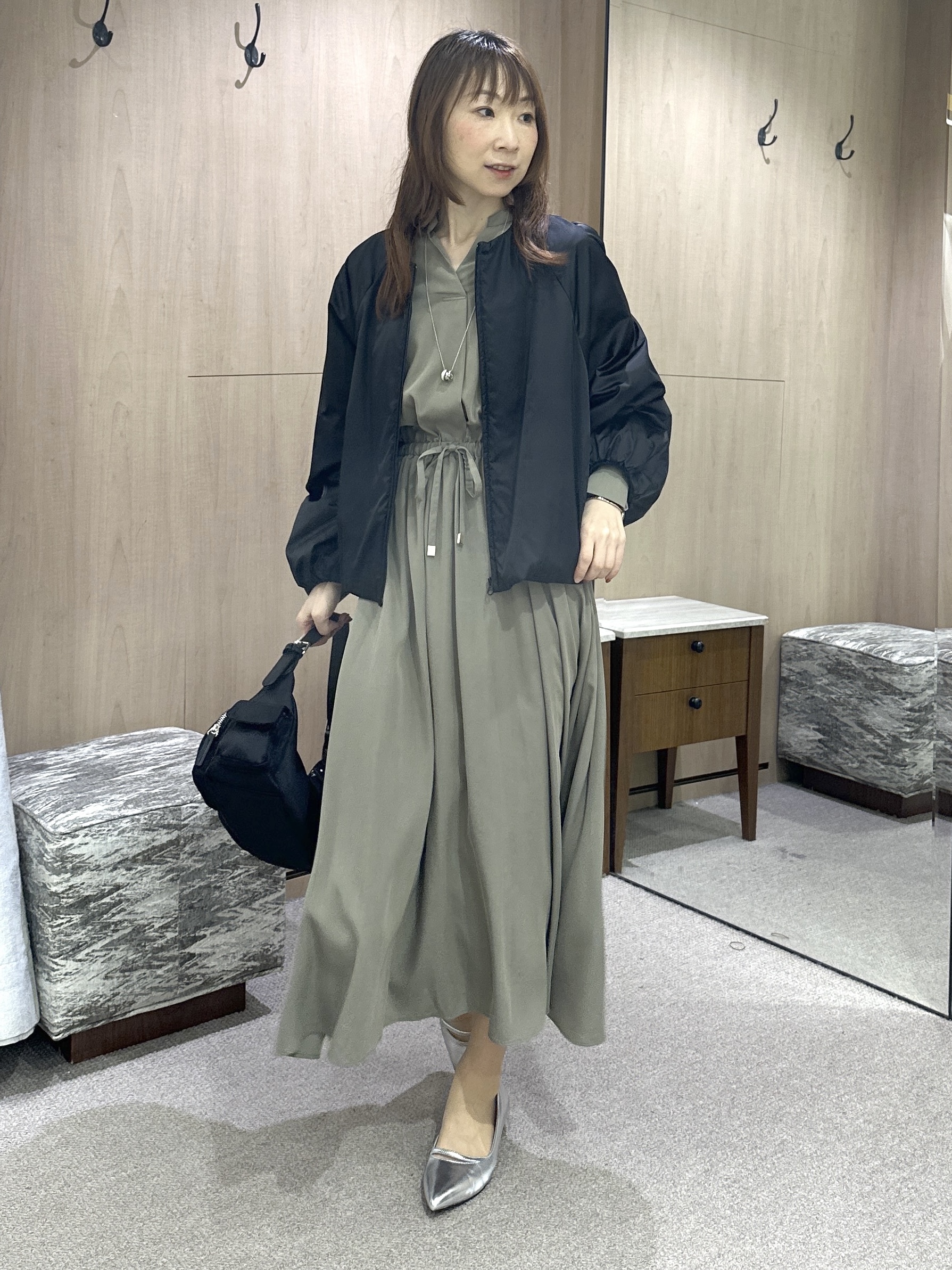 Miwaさんの「UNTITLED｜ドロストデザインワンピース」を使ったコーディネート