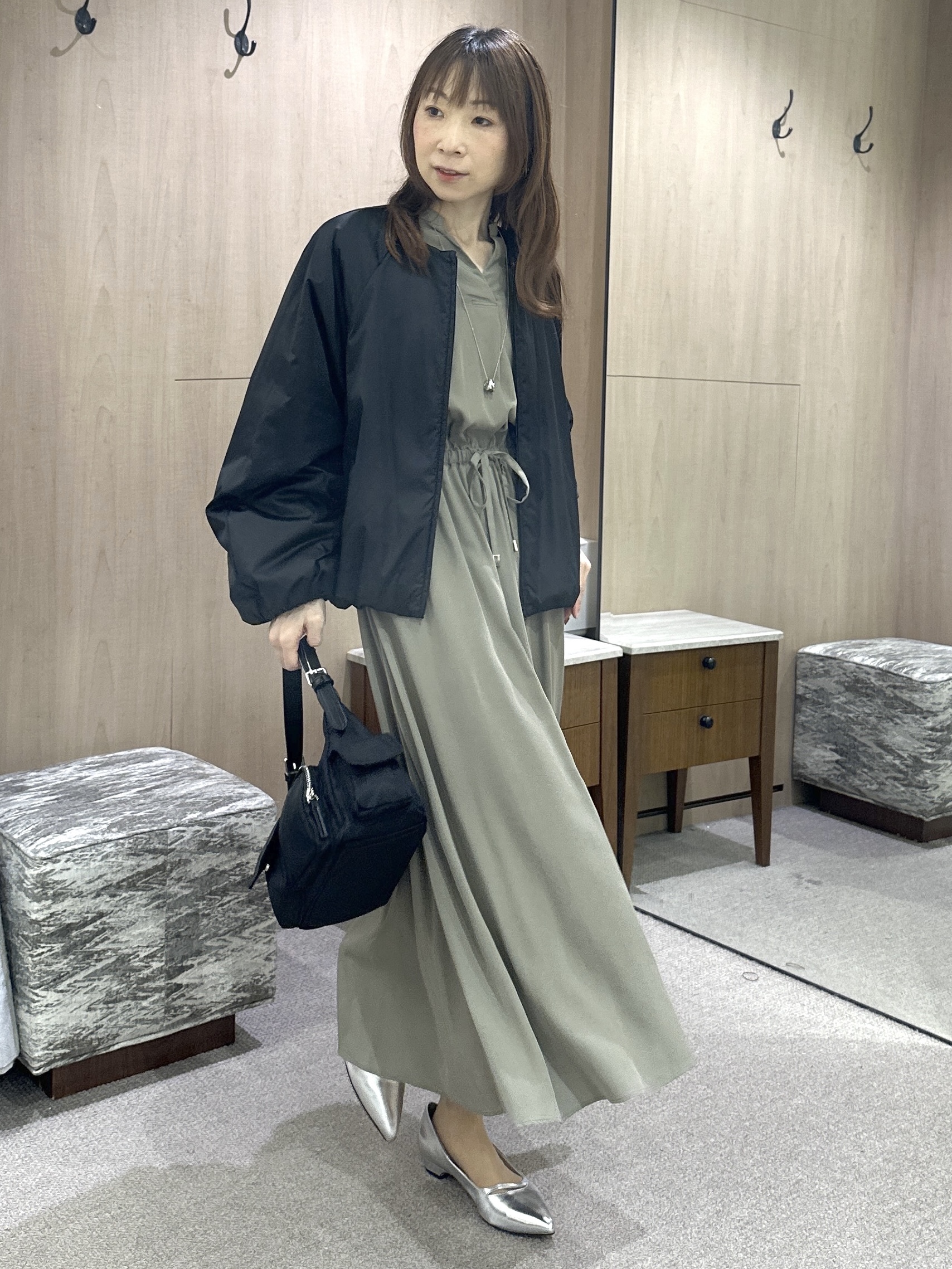 Miwaさんの「UNTITLED｜ドロストデザインワンピース」を使ったコーディネート