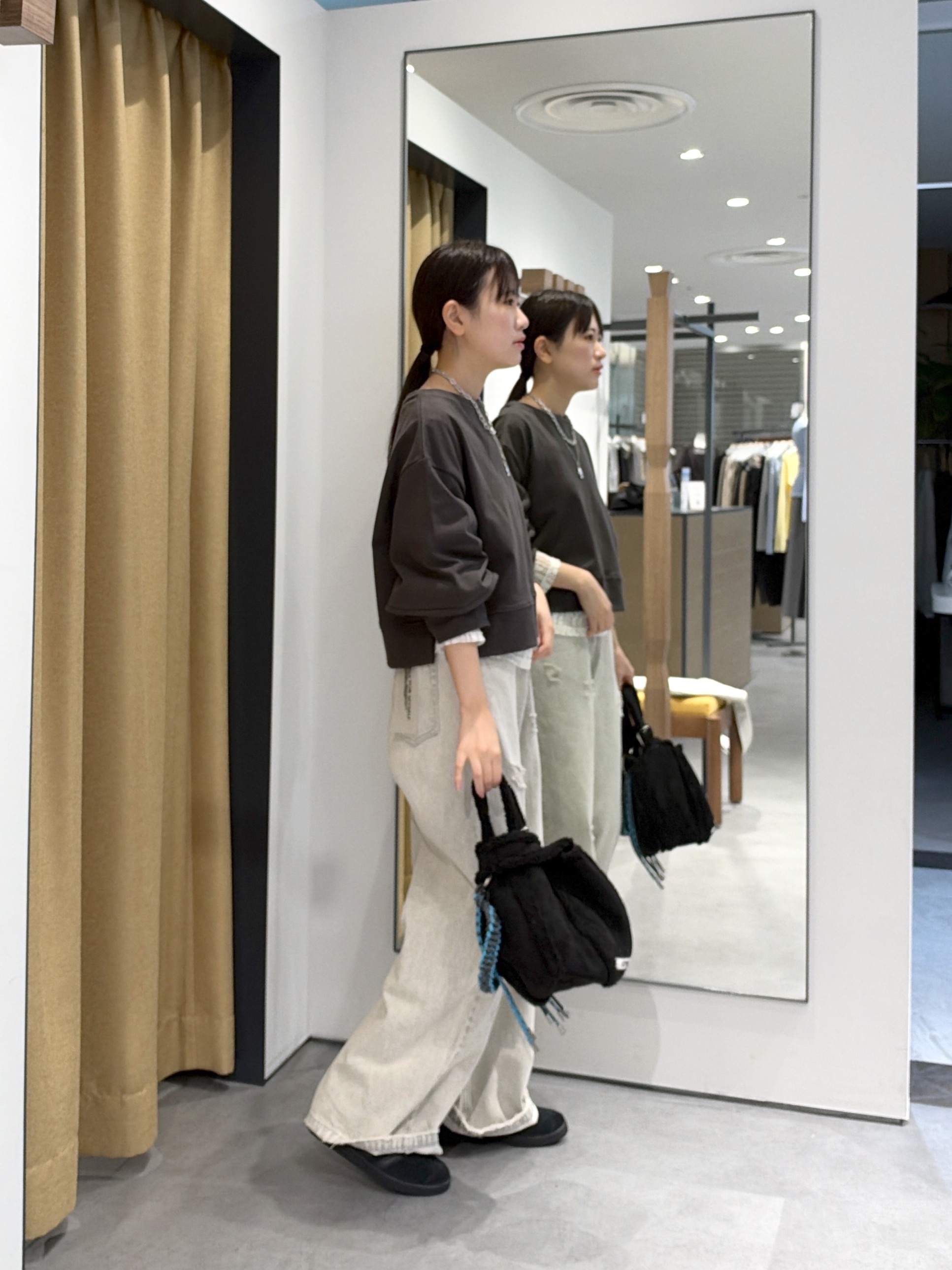 Renoさんの「INDIVI｜ロングスリーブフォルムカットソー【洗える】」を使ったコーディネート