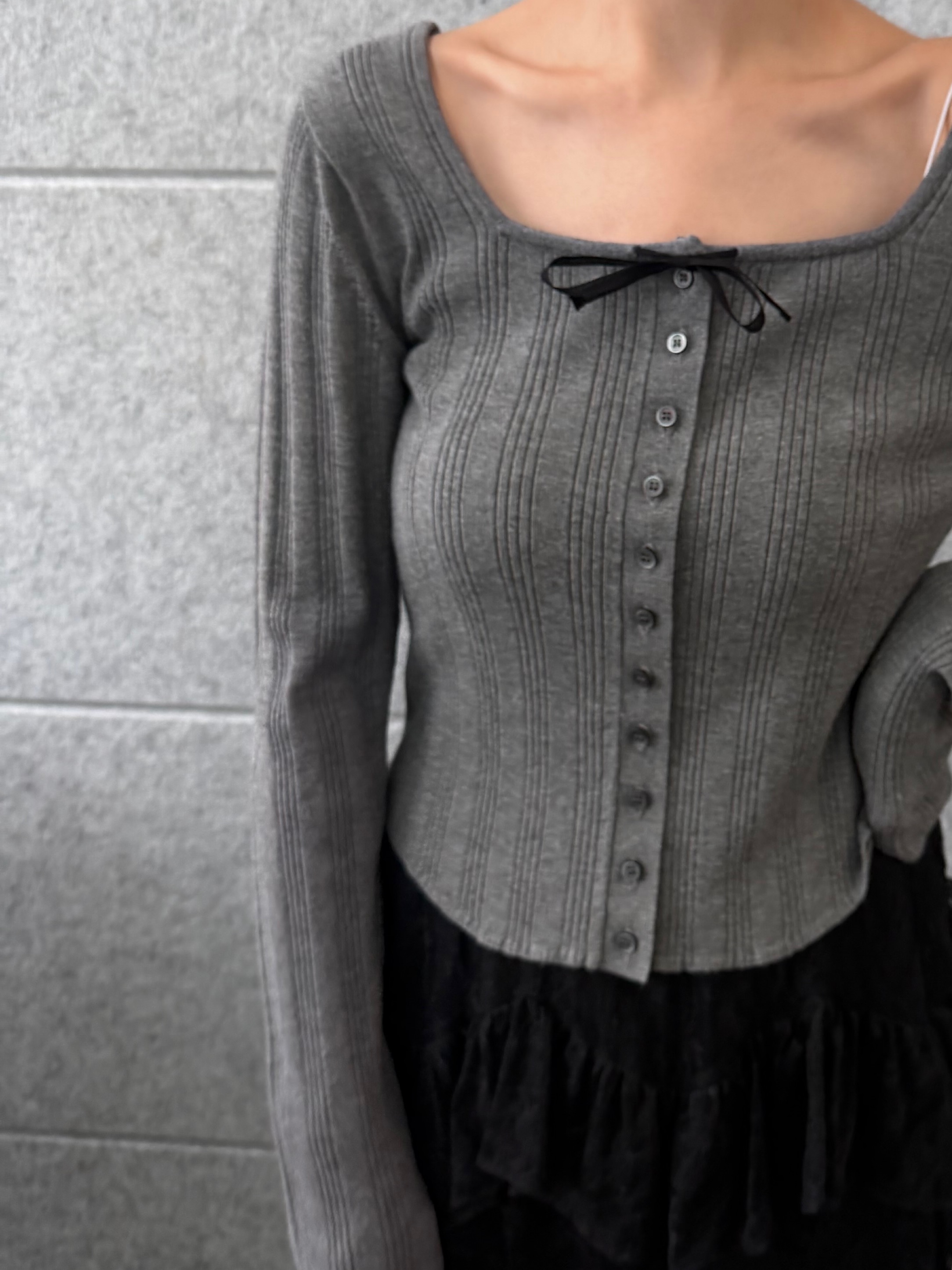 kanamiさんの「CODE A｜intimate knit cardigan」を使ったコーディネート