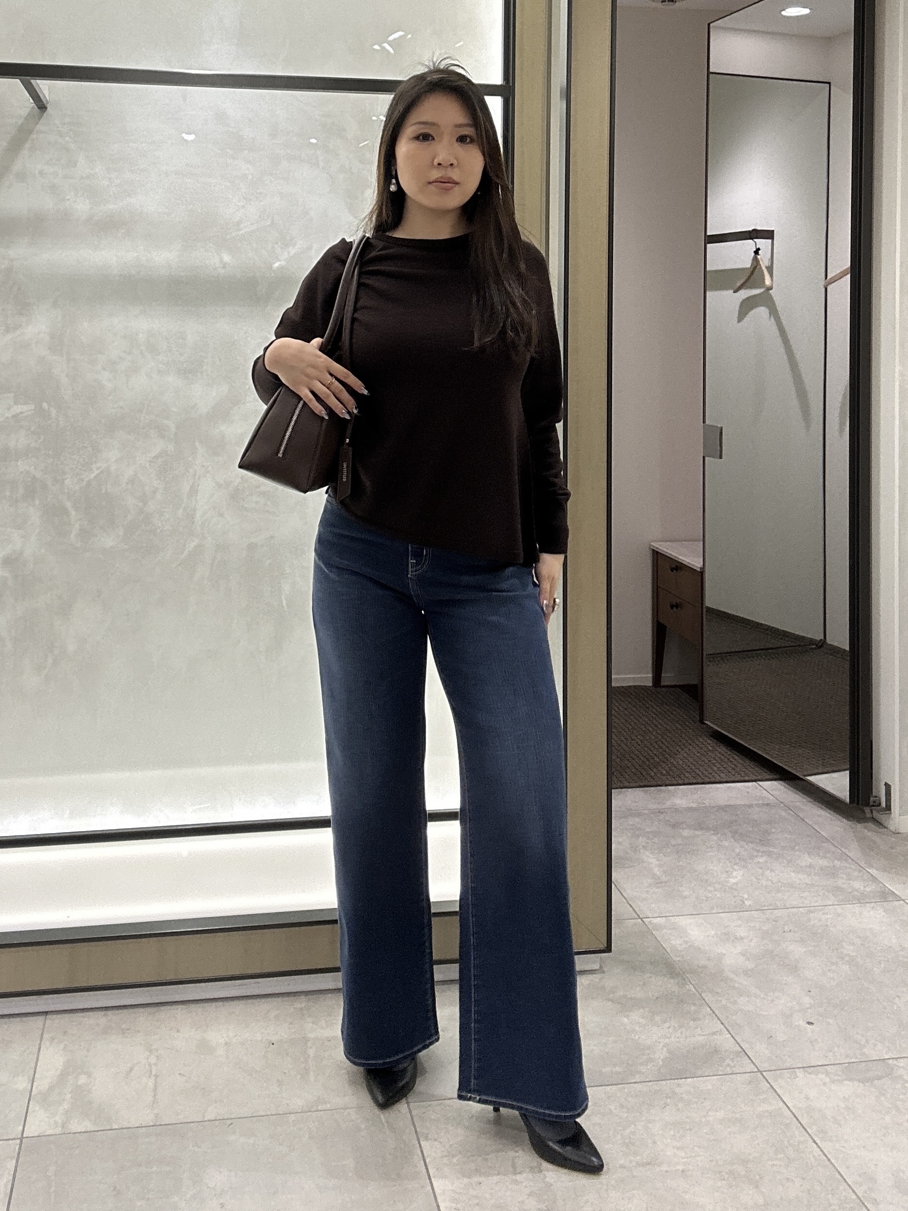 YURIさんの「UNTITLED｜【きれいに体型カバー/8色展開】Aラインシルエットニットプルオーバー」を使ったコーディネート