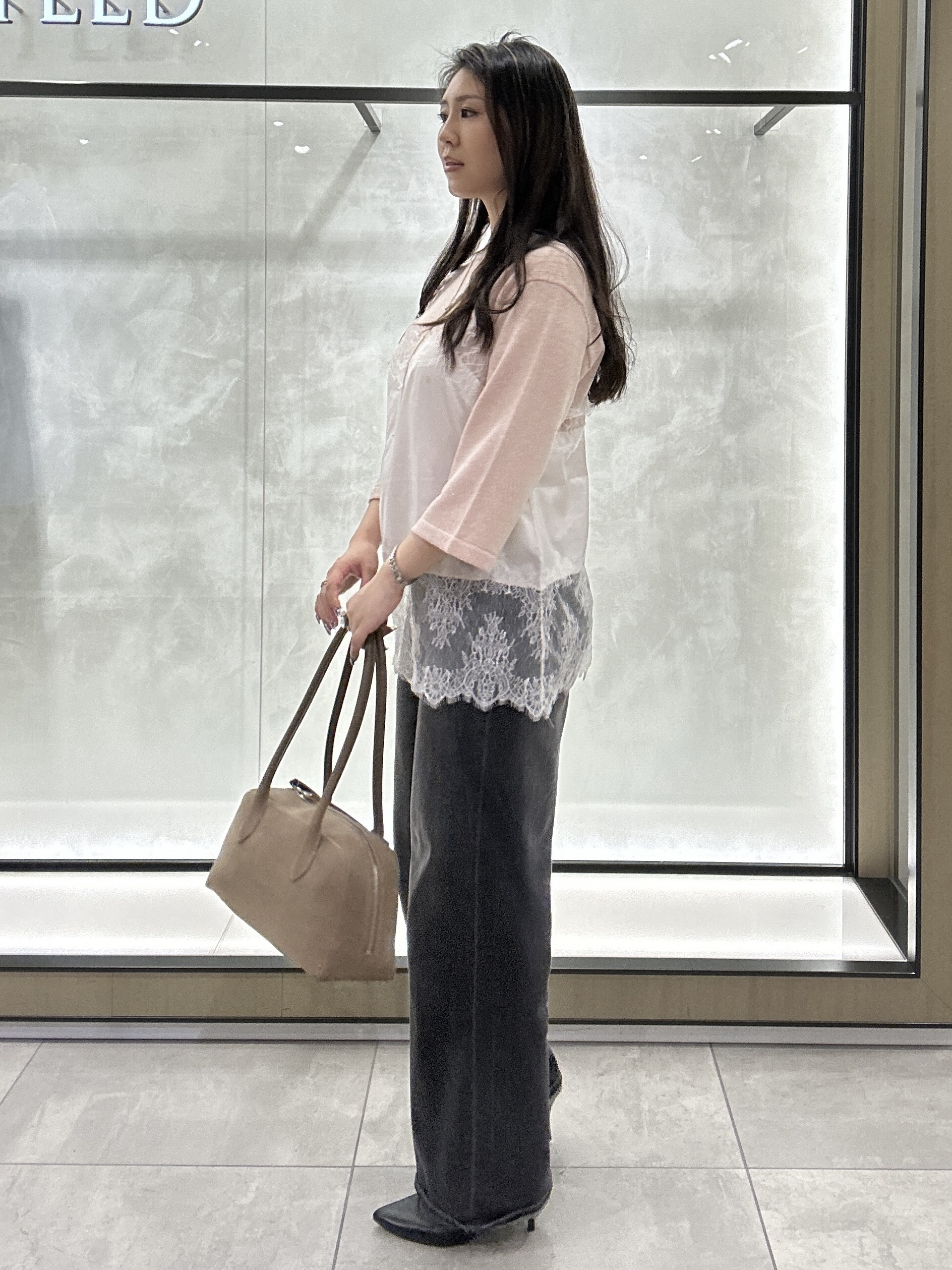 YURIさんの「UNTITLED｜【Made in Japan】ガラスパールラリエット」を使ったコーディネート