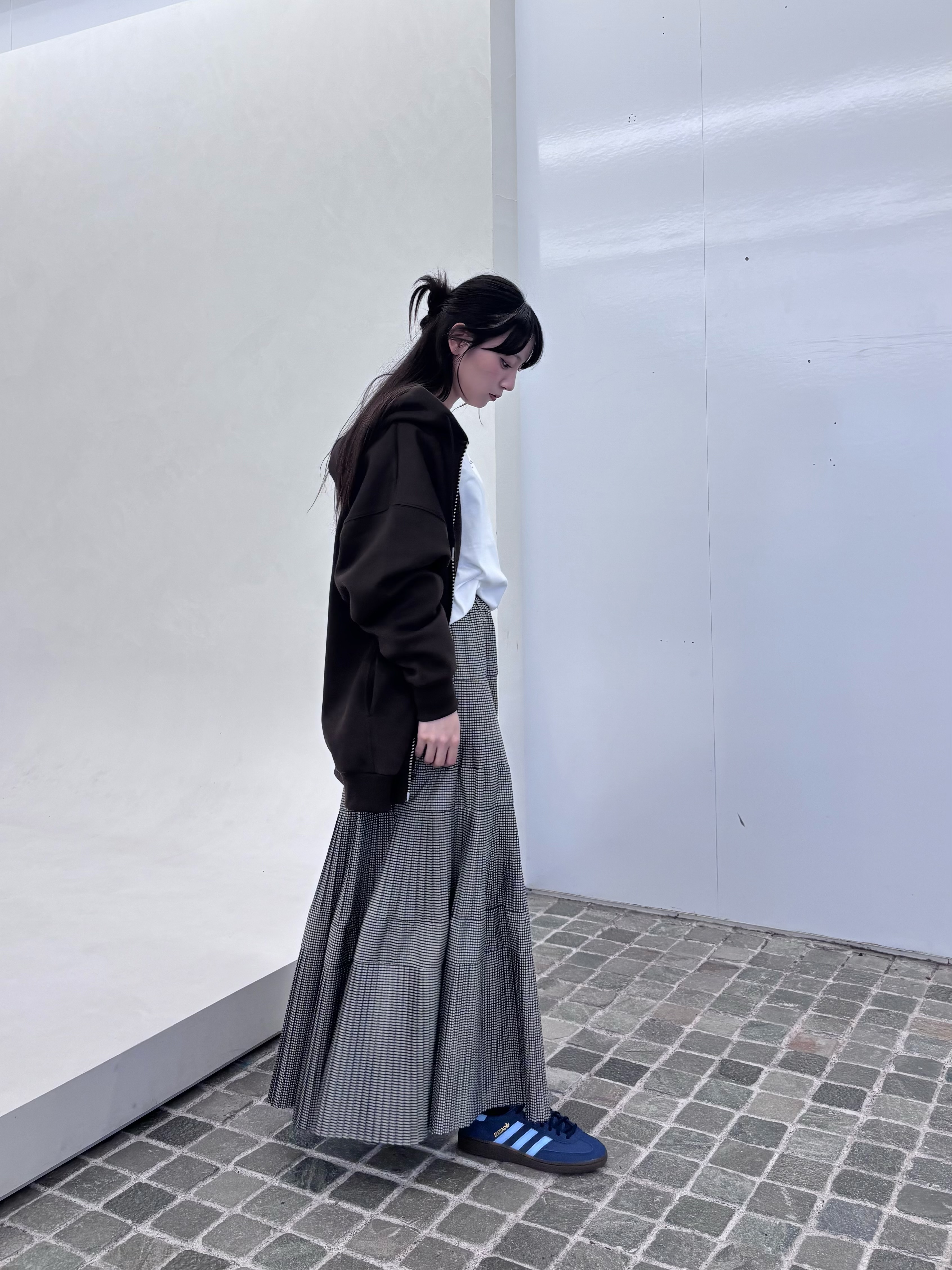 ibukiさんの「INDIVI｜ダンボールパーカー」を使ったコーディネート