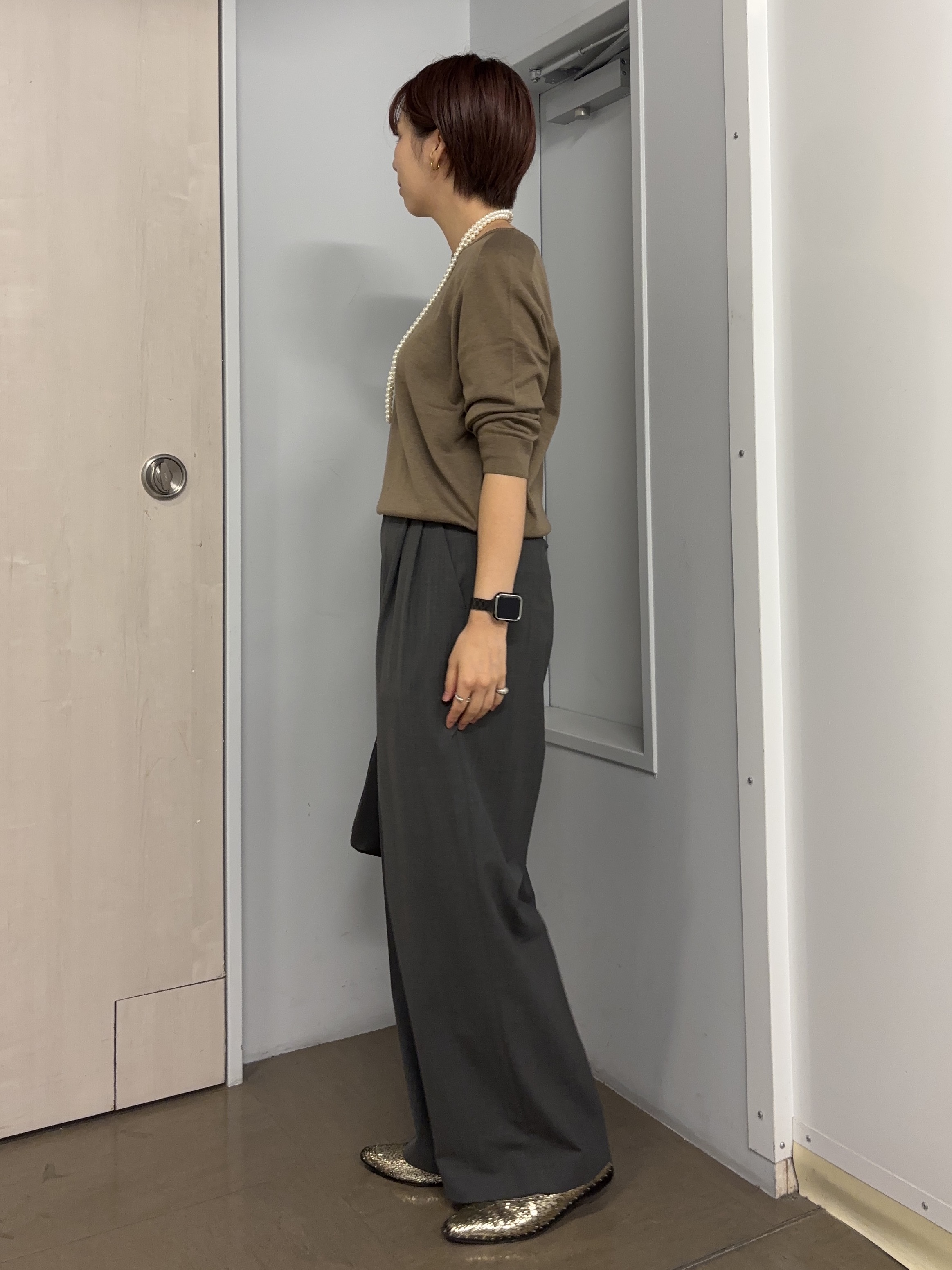 tsujiさんの「UNTITLED｜【6色展開/コットン100】カラーベーシックシャツ」を使ったコーディネート