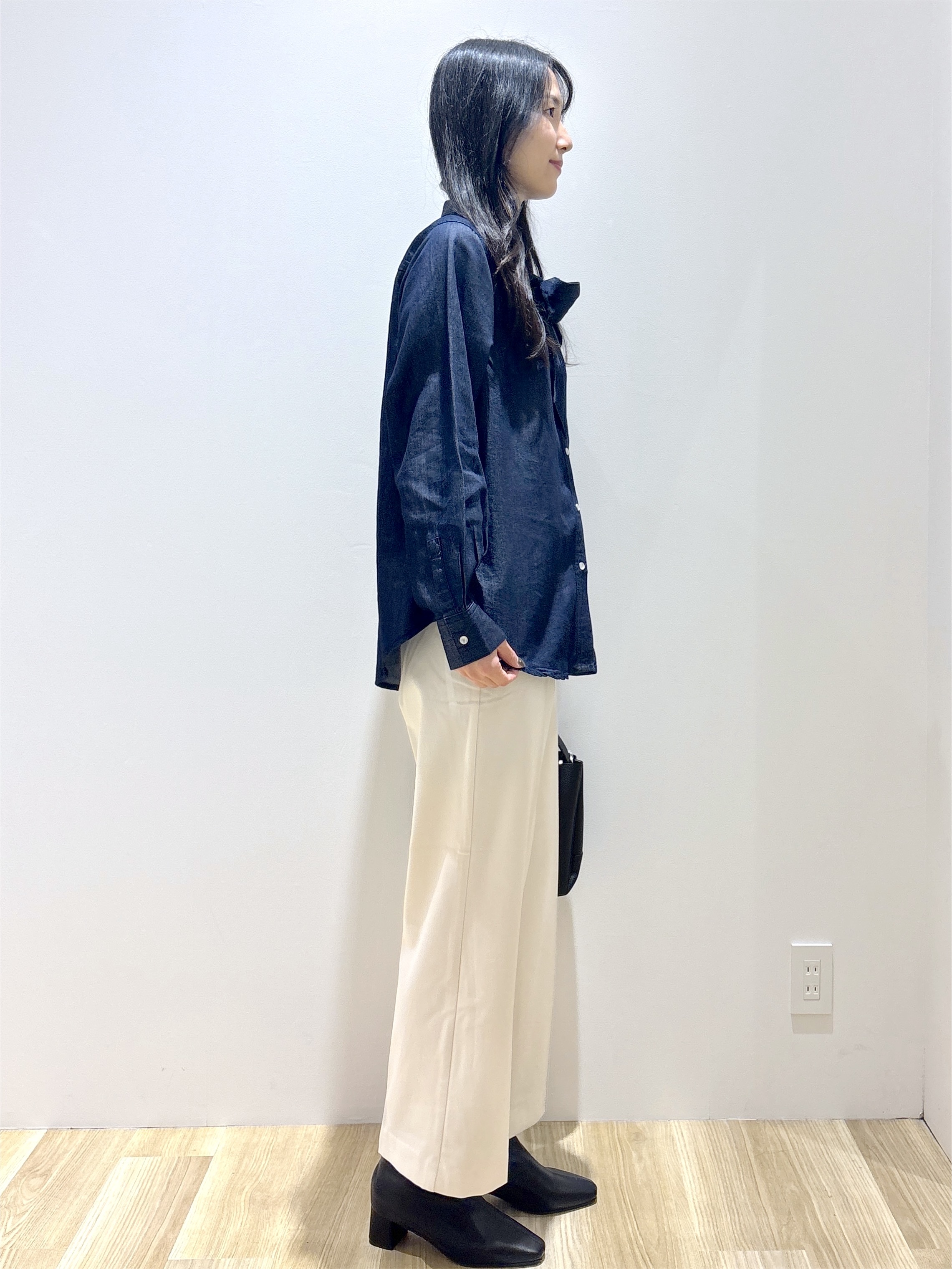 sachikoさんの「OPAQUE.CLIP｜デニムボウタイブラウス【洗濯機OK】」を使ったコーディネート