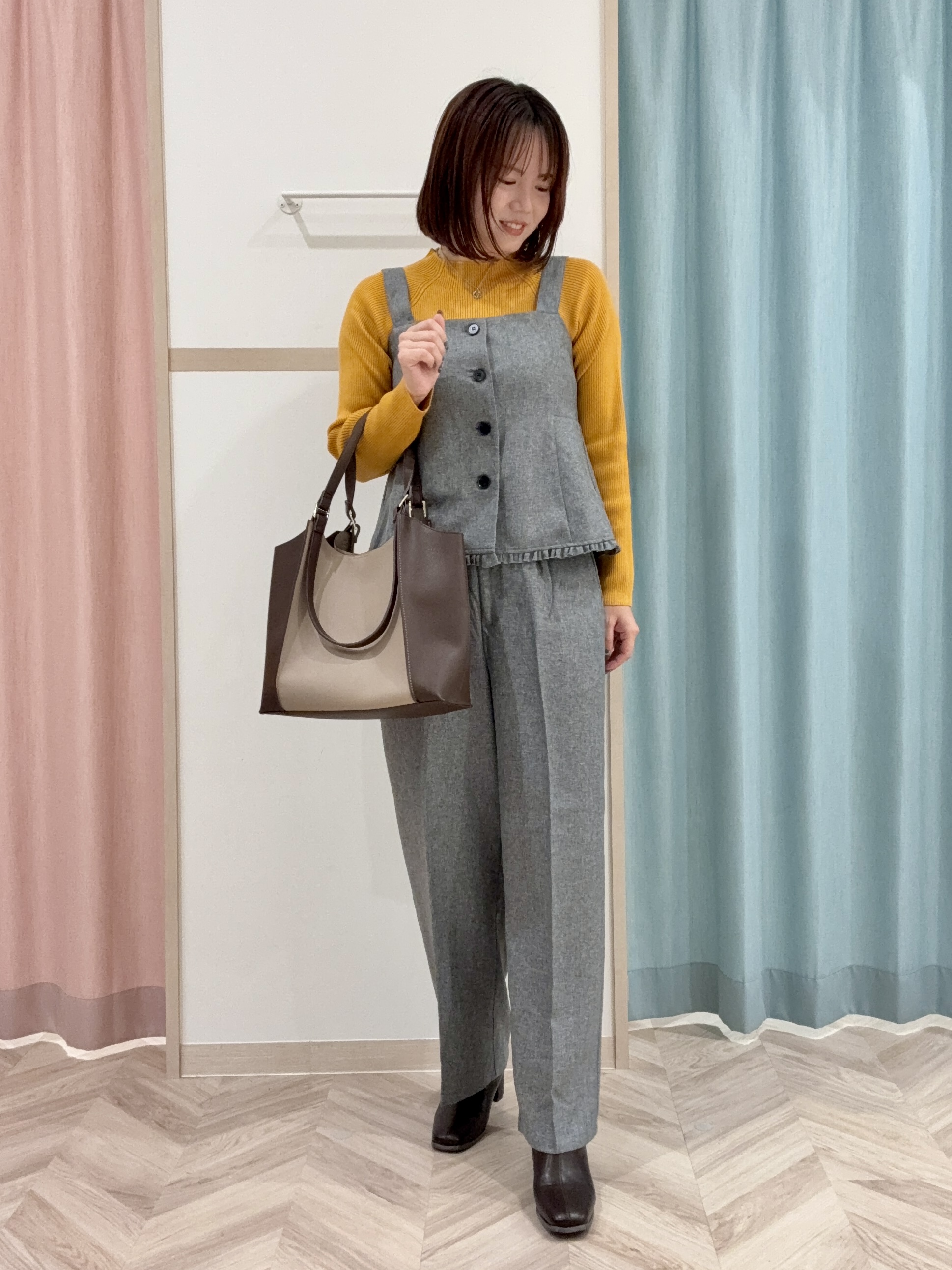 kさんの「SHOO･LA･RUE｜【絶妙なゆるピタ/S-LL/洗濯機可】ちくちくしにくいリブハイネック やわらかニット」を使ったコーディネート