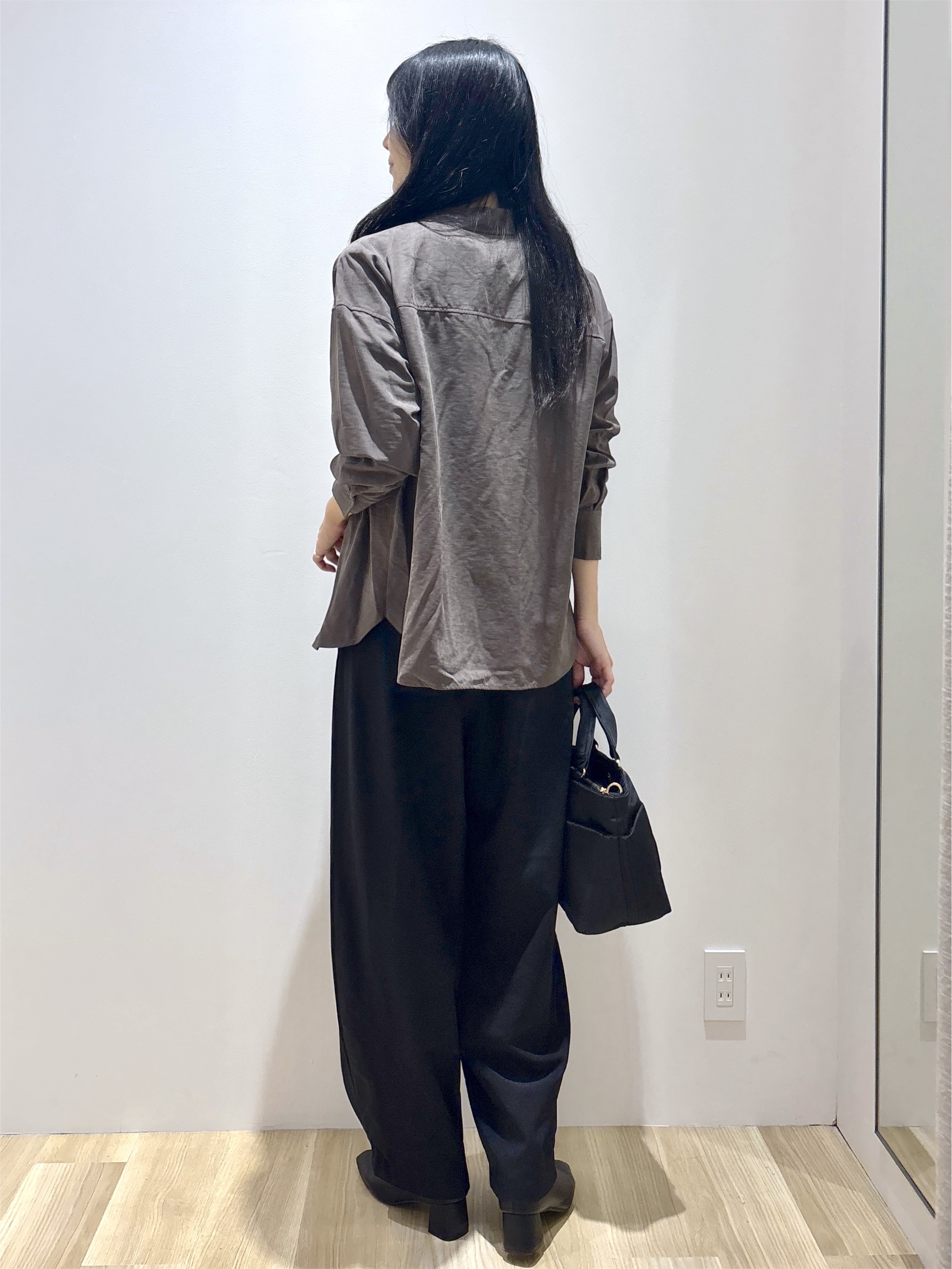 sachikoさんの「OPAQUE.CLIP｜スエードタッチシャツ【洗濯機OK】」を使ったコーディネート