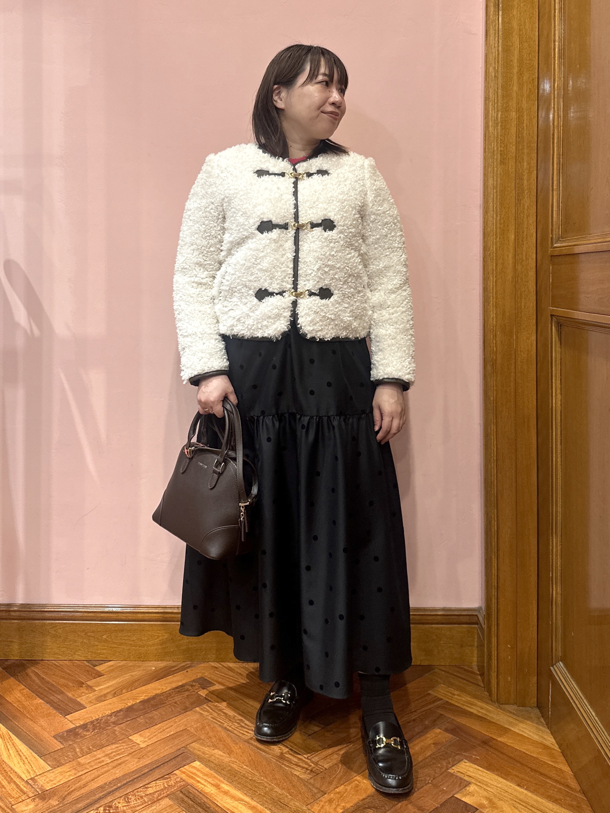 komatsuさんの「DRESSTERIOR｜ゴールドトグルボアジャケット」を使ったコーディネート