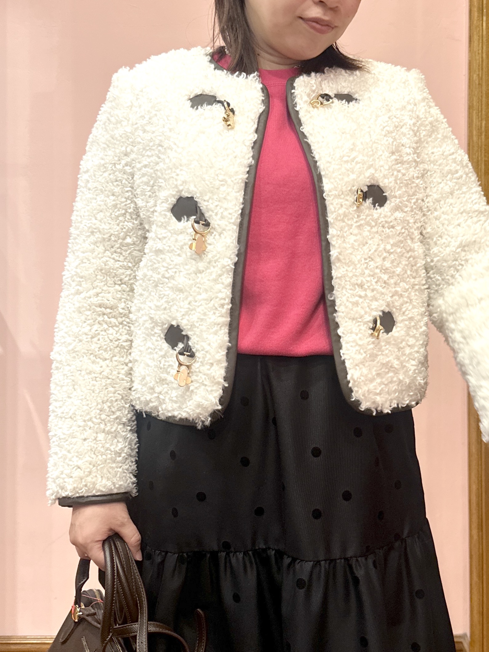 komatsuさんの「DRESSTERIOR｜ゴールドトグルボアジャケット」を使ったコーディネート