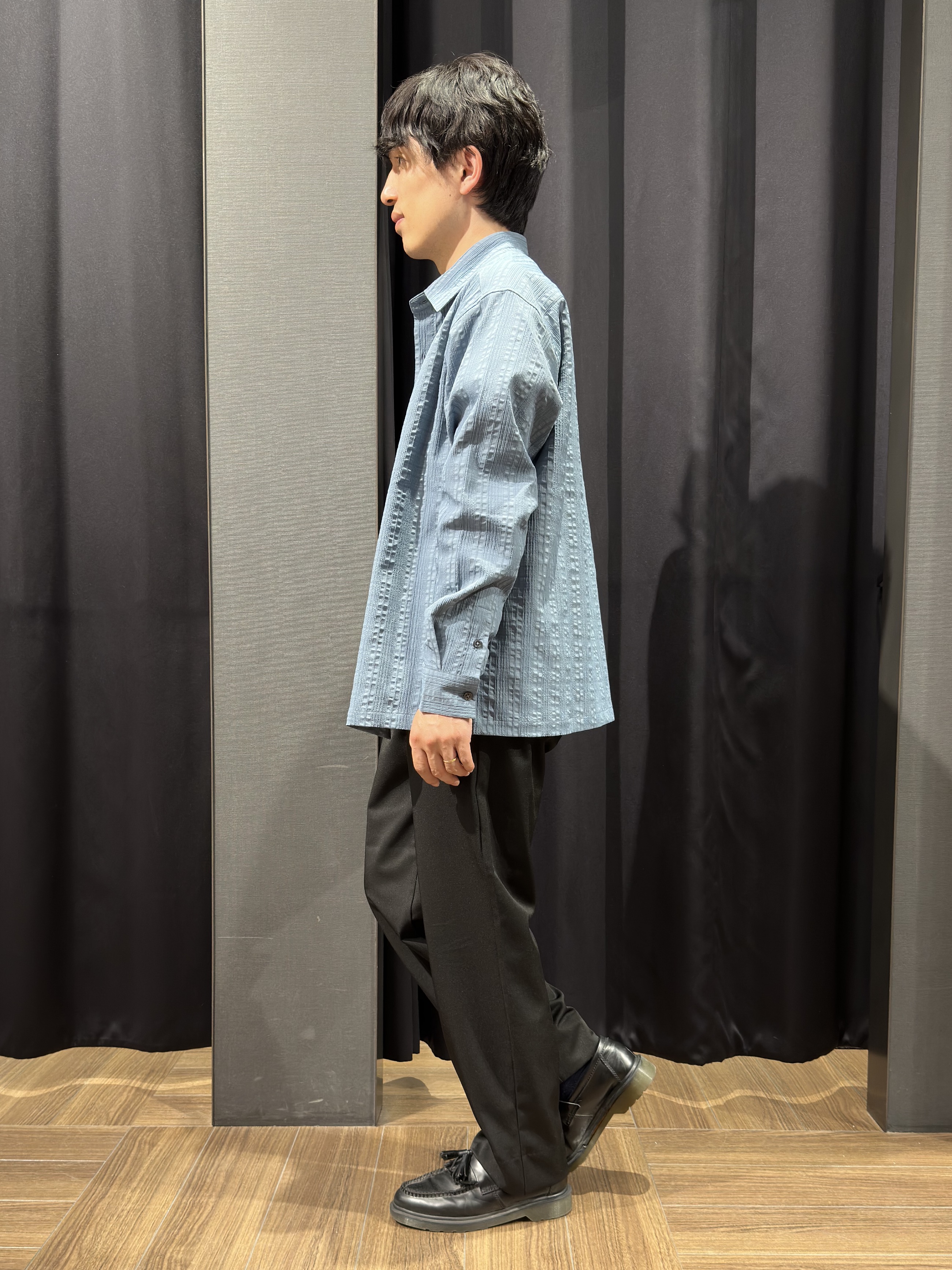 tomoyaさんの「THE SHOP TK｜【洗濯機OK】格子織 長袖シャツ」を使ったコーディネート