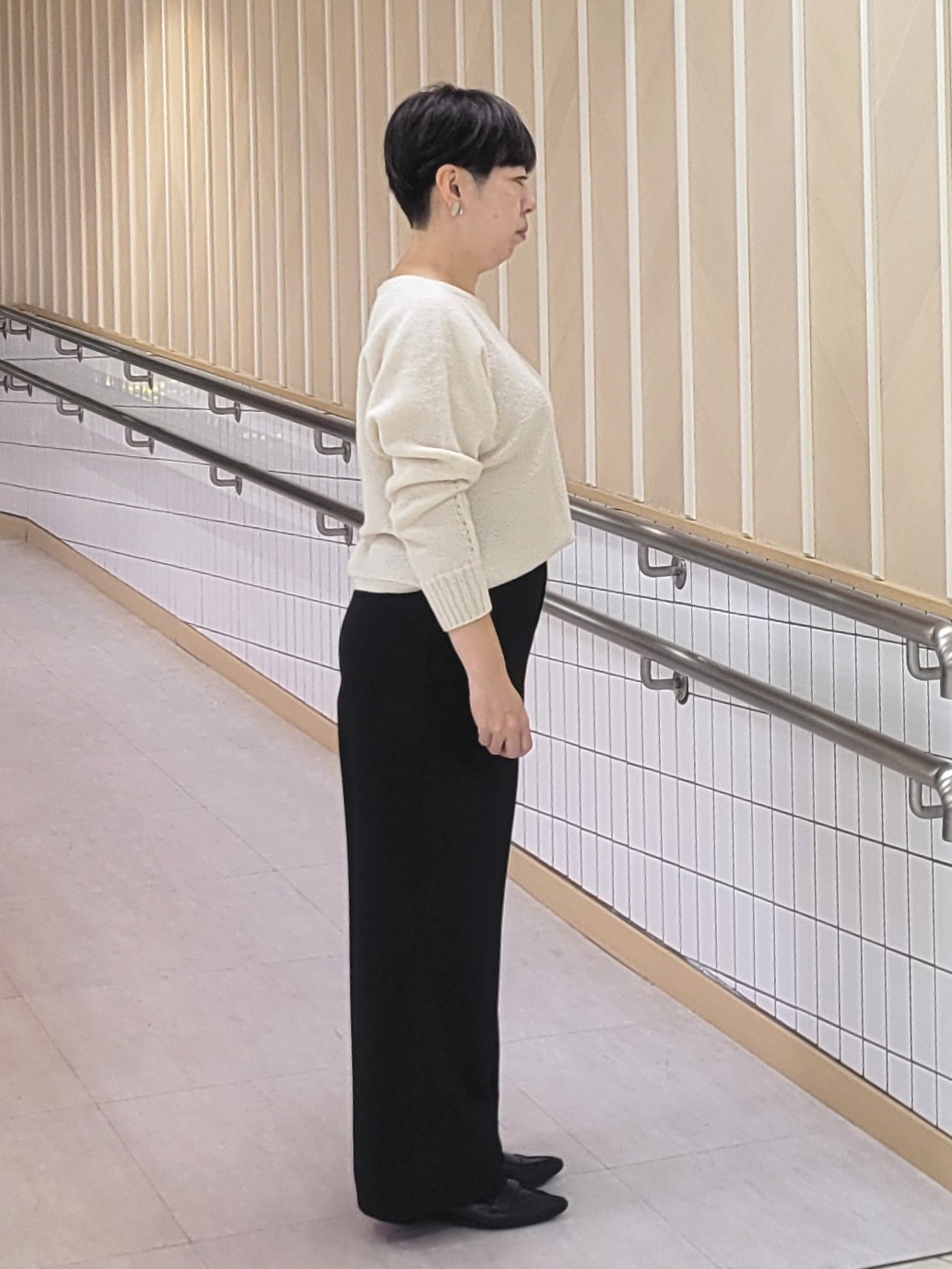 tomoさんの「COUP DE CHANCE｜【手洗い可／日本製】ブークレドルマンニット」を使ったコーディネート