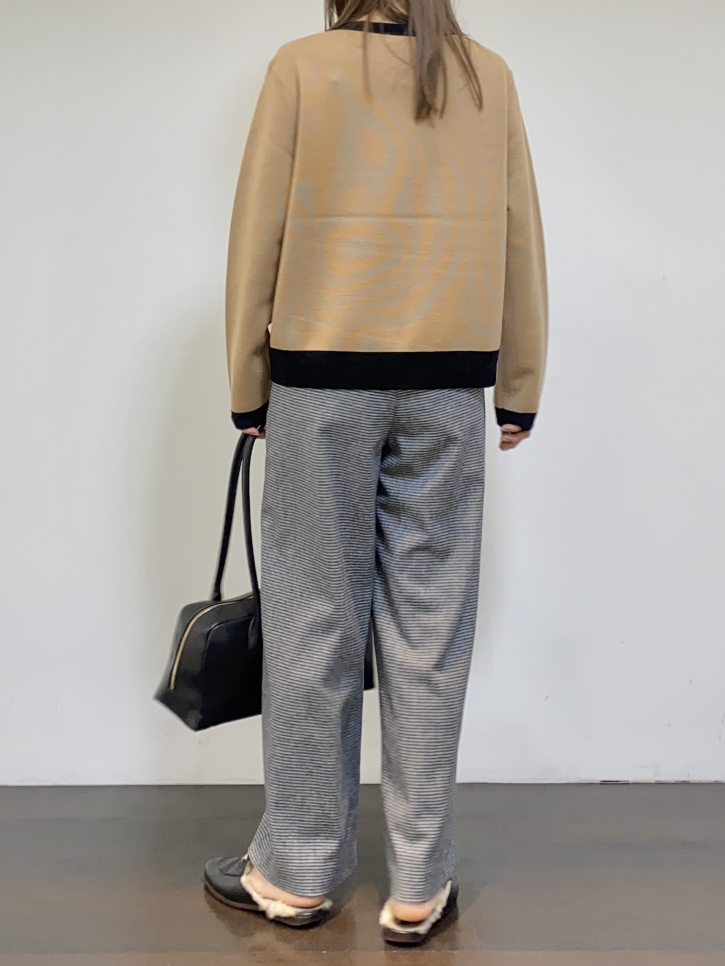 tomoさんの「UNTITLED｜【アンサンブル可/ジャケットライク】モールラインカーディガン」を使ったコーディネート