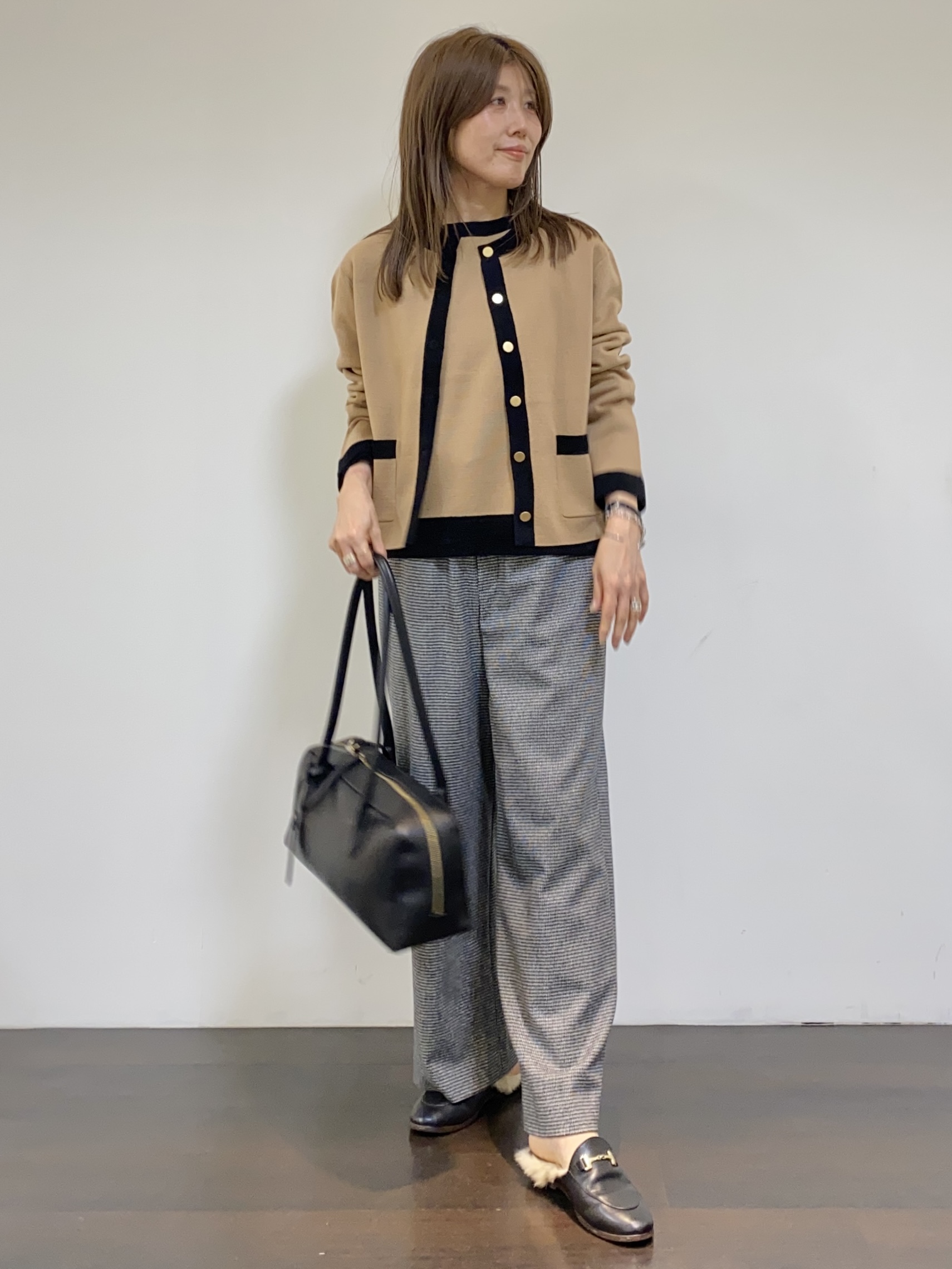tomoさんの「UNTITLED｜【アンサンブル可/ジャケットライク】モールラインカーディガン」を使ったコーディネート