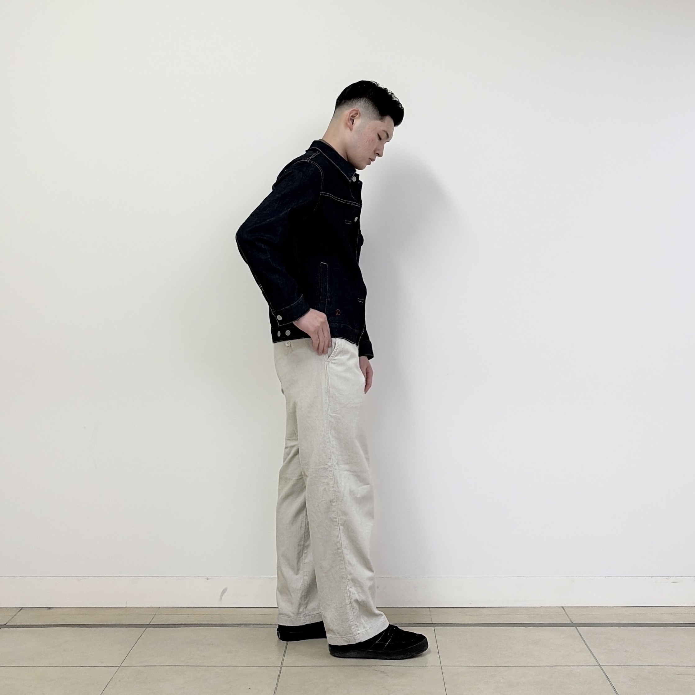 千葉亮太さんの「DRESSTERIOR｜KAIHARA denim トラッカージャケット」を使ったコーディネート